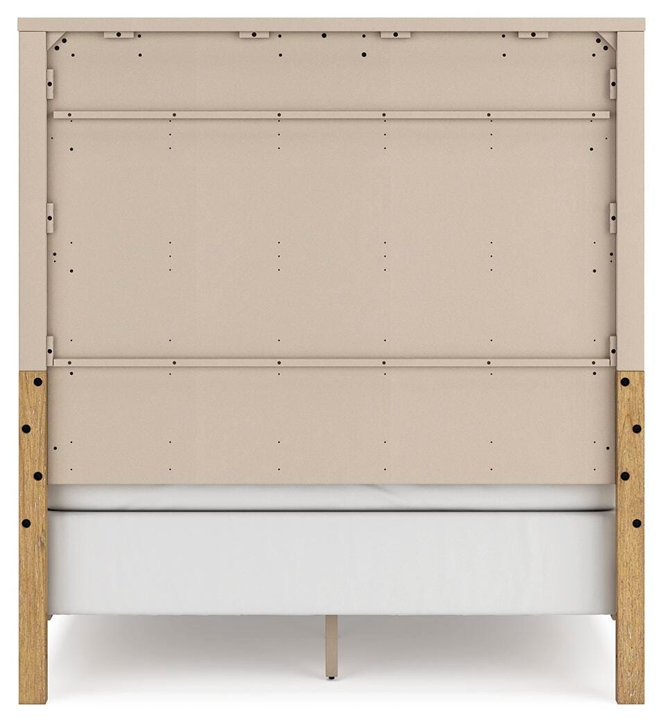 Rencott Queen Upholstered Bed, Dresser and Mirror - image 10