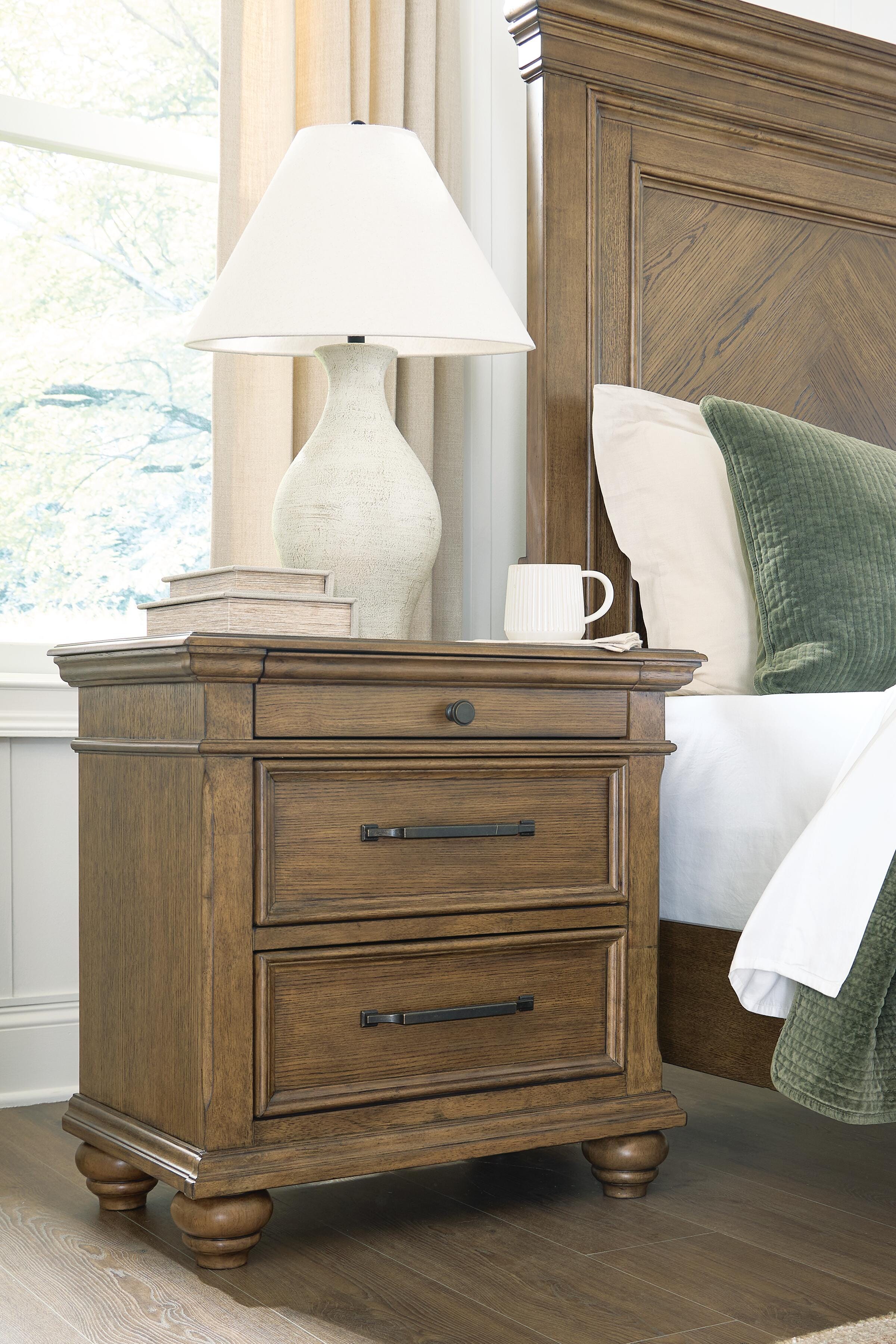 Waynely Nightstand, , rollover