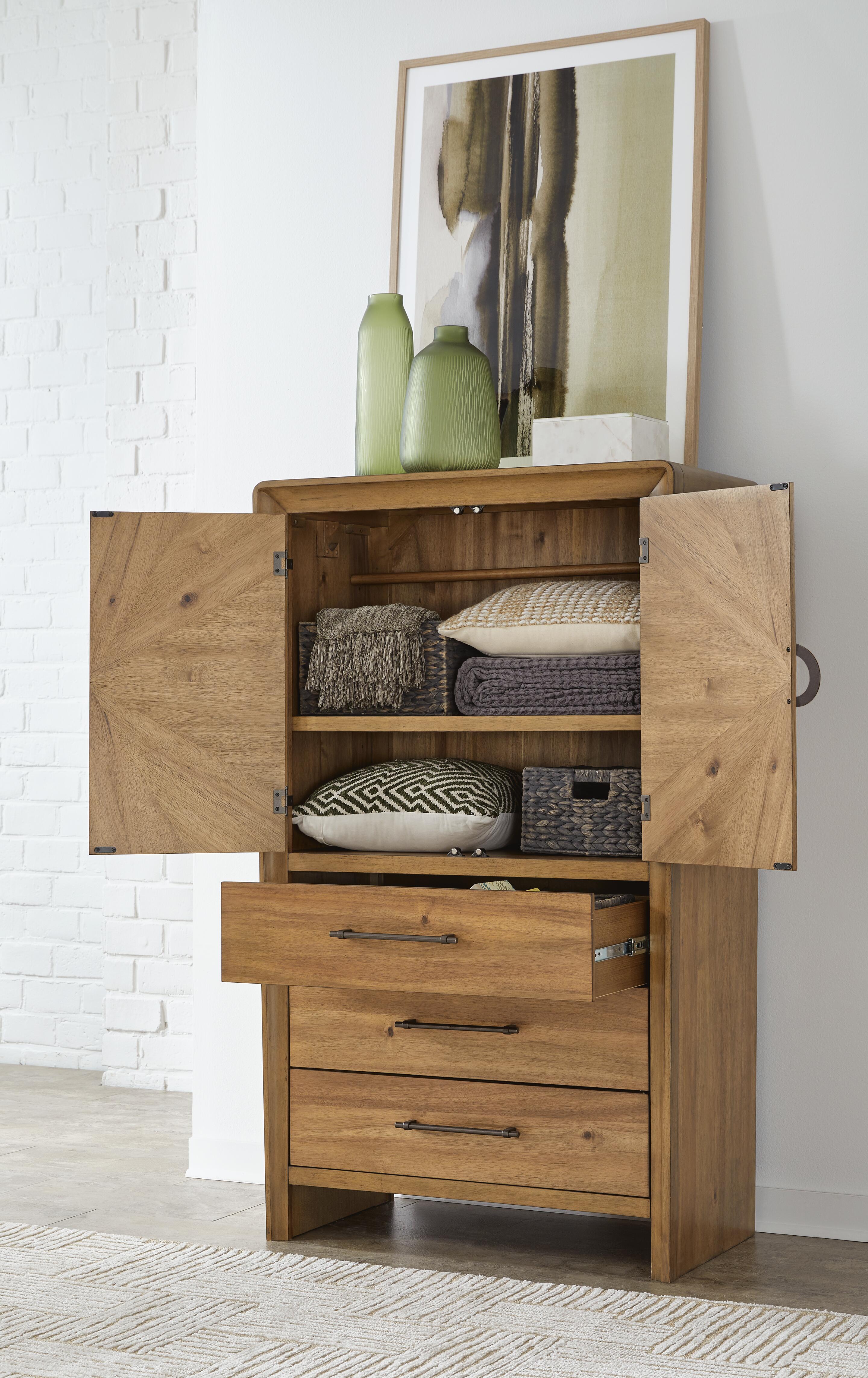 Takston Door Chest - image 10