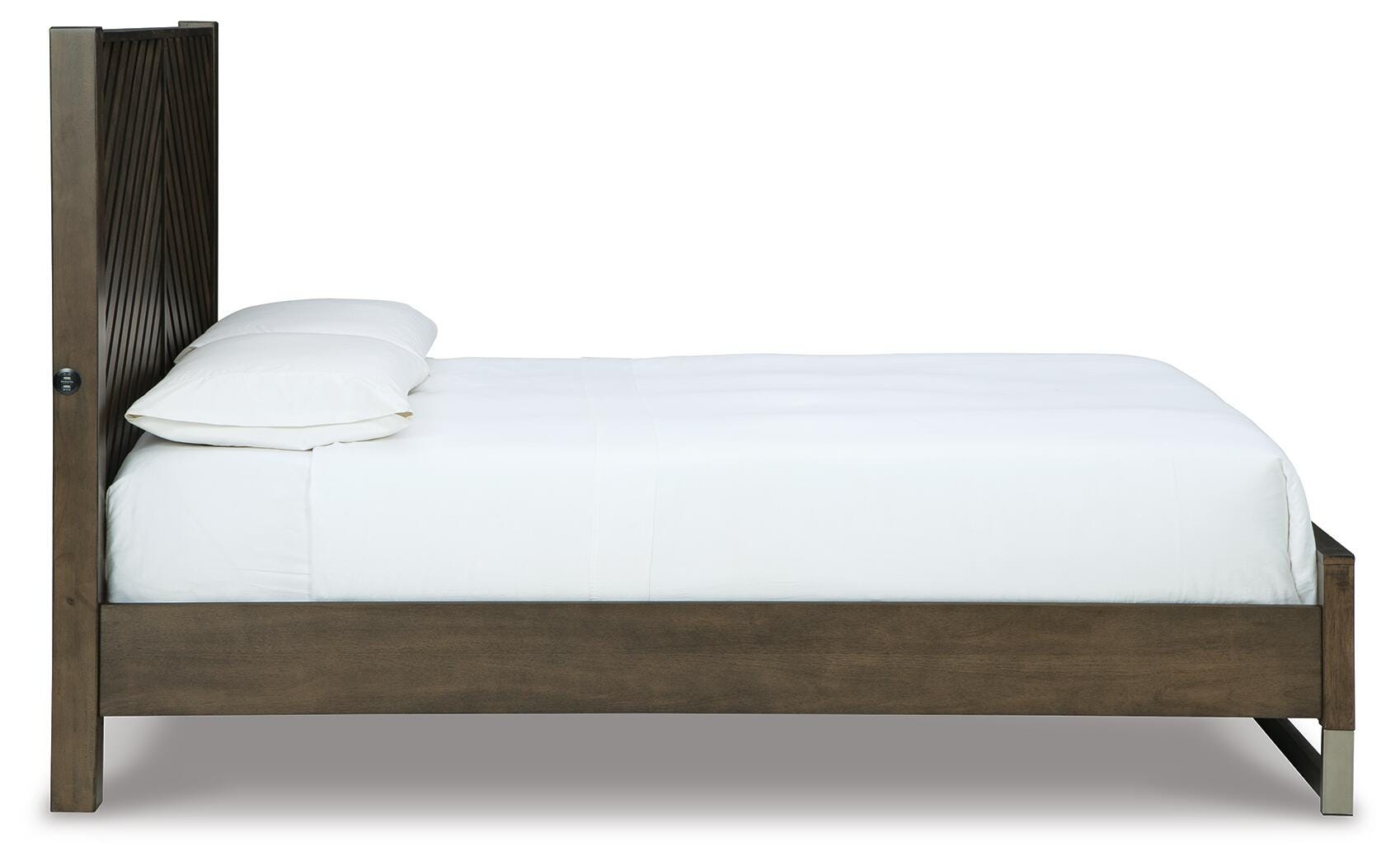 Cama Arkenton Queen con panel, cómoda y espejo - image 6