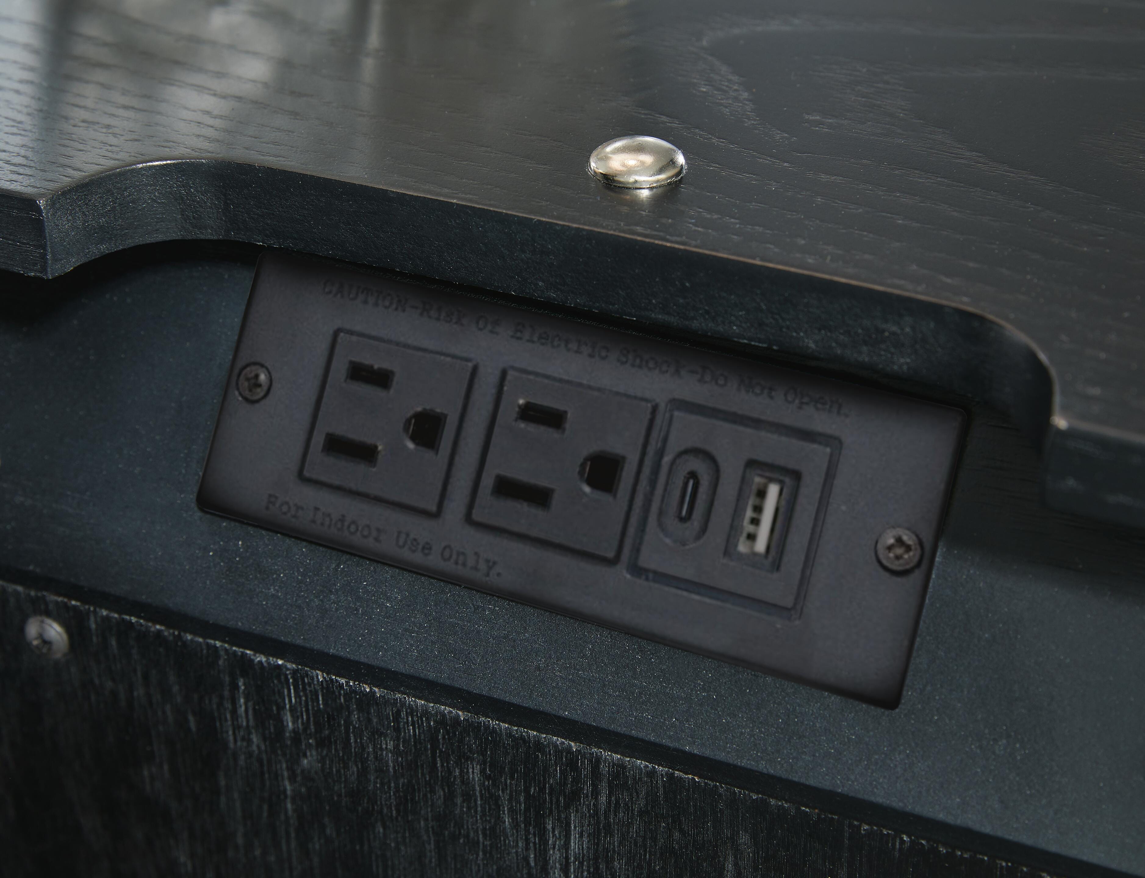 Rowanbeck Nightstand - image 8