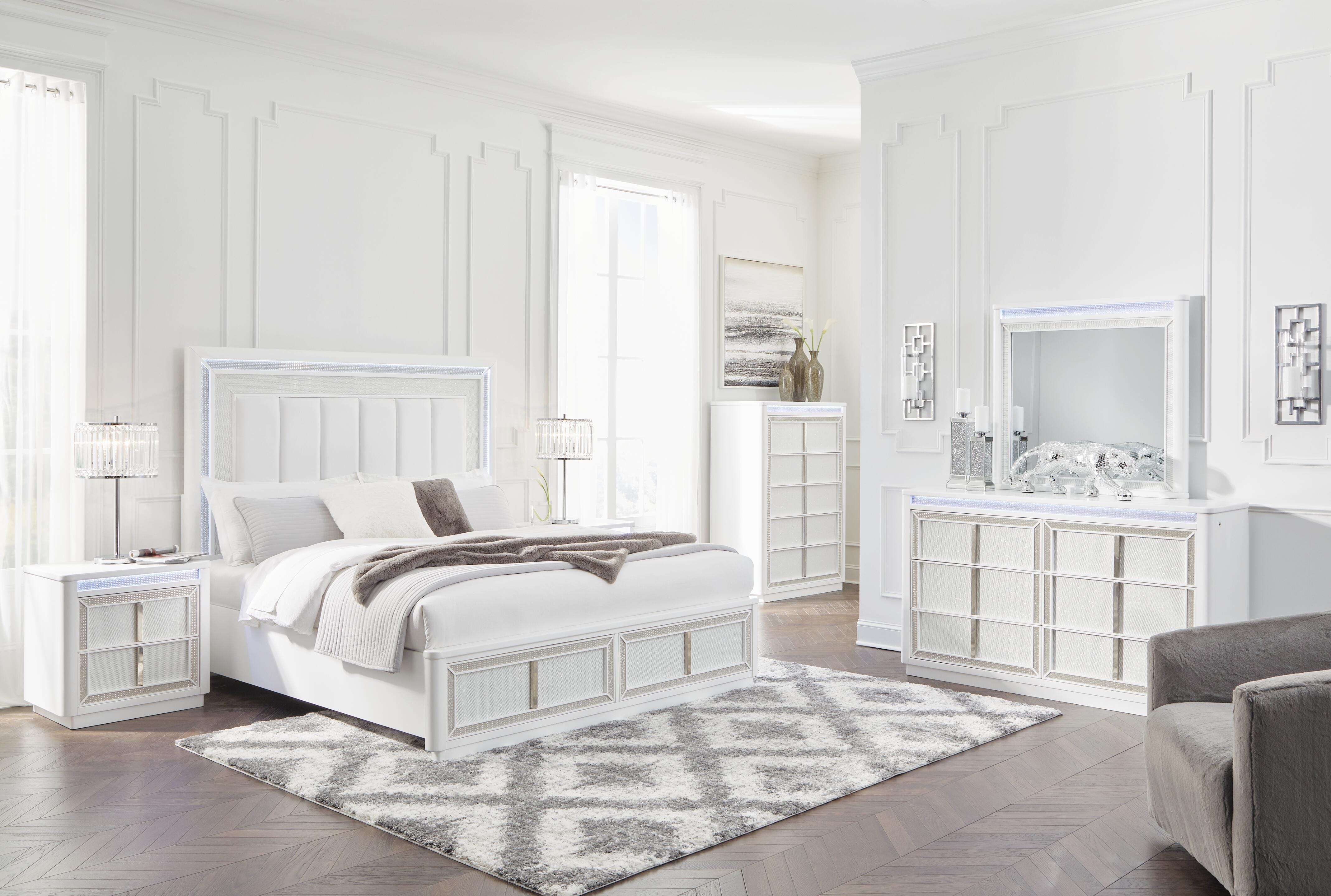 Cama tapizada tamaño queen con almacenaje, cómoda y espejo Chalanna - image 10