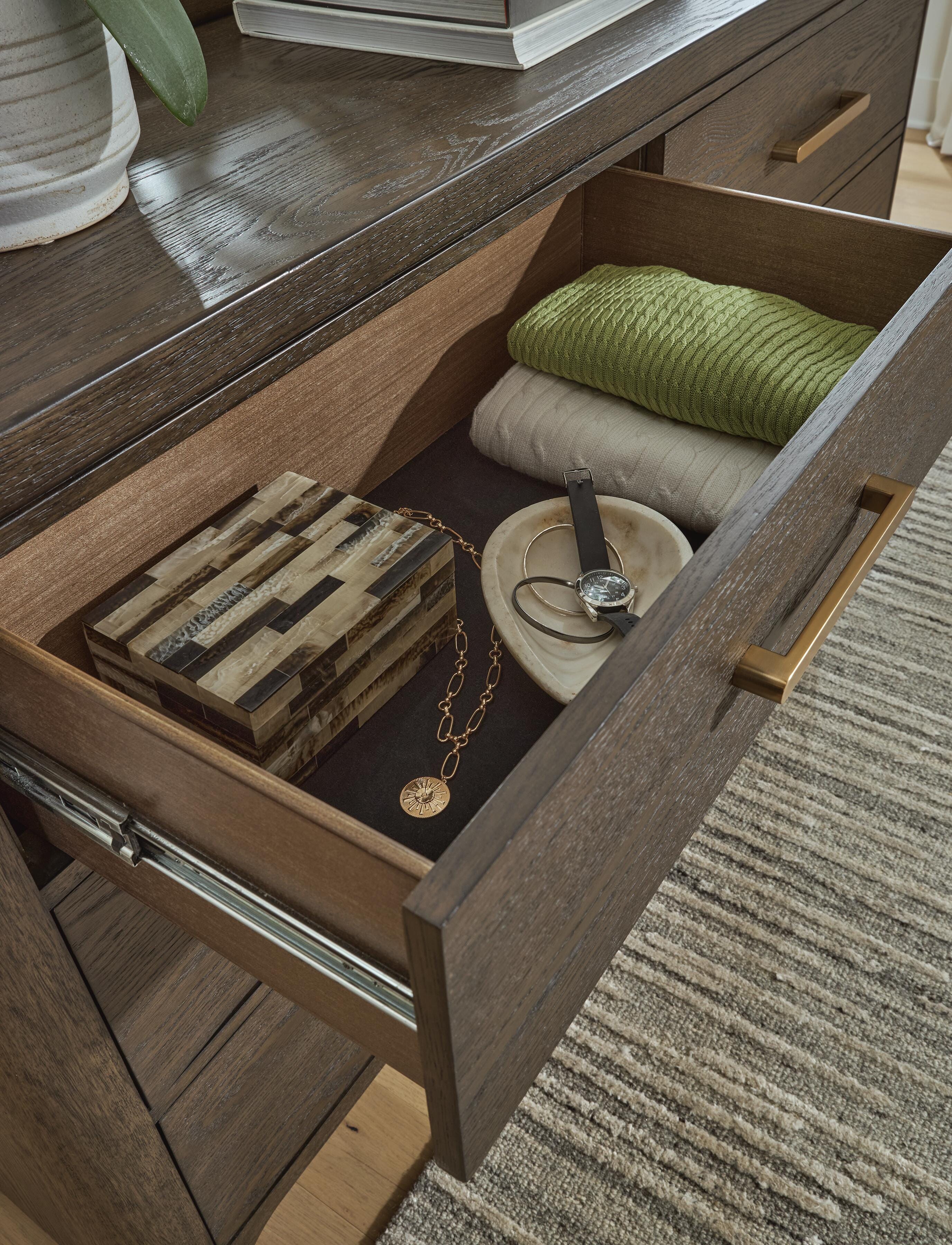 Darimore Dresser - image 5