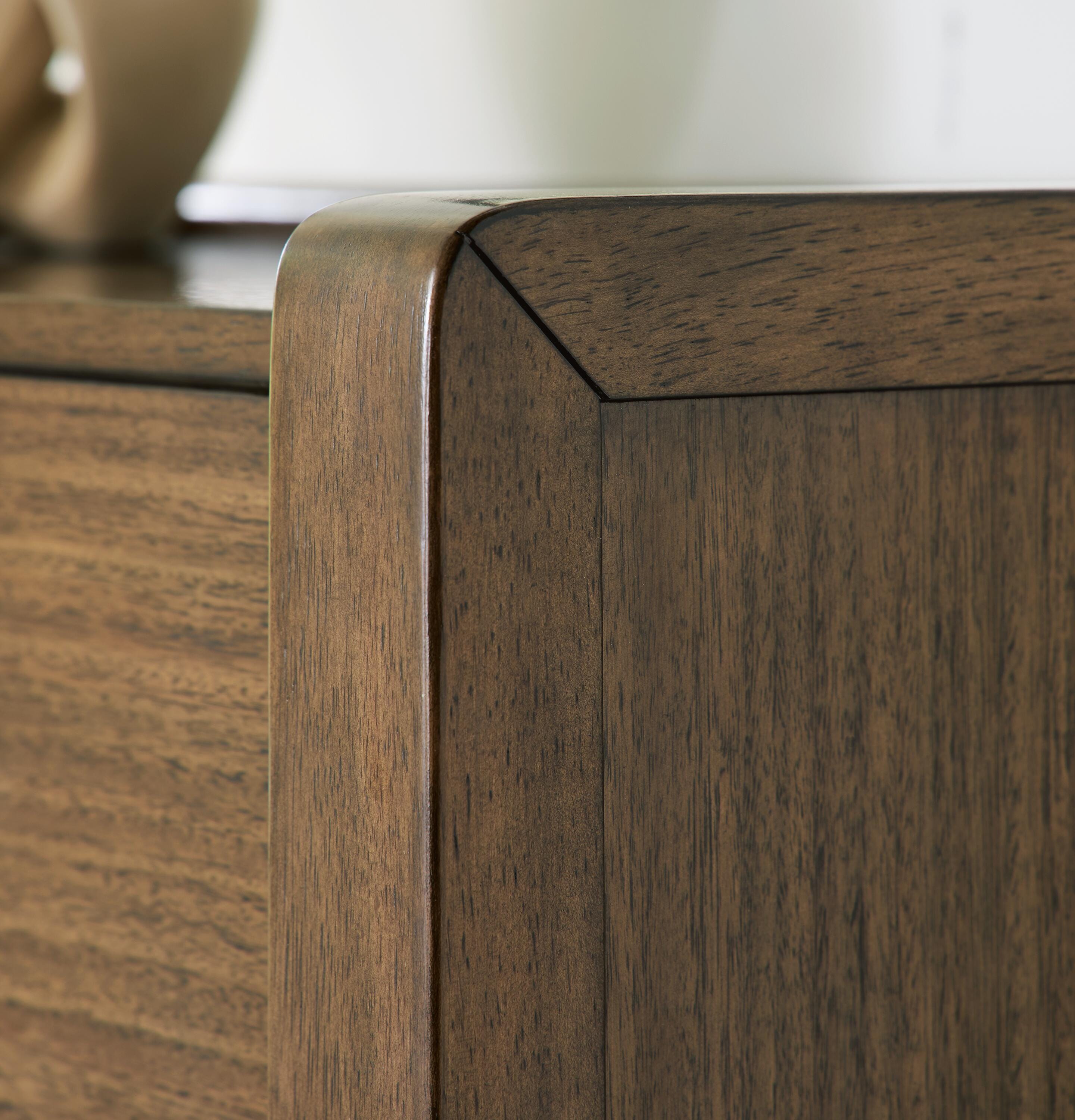 Marxmore Chest of Drawers - image 6