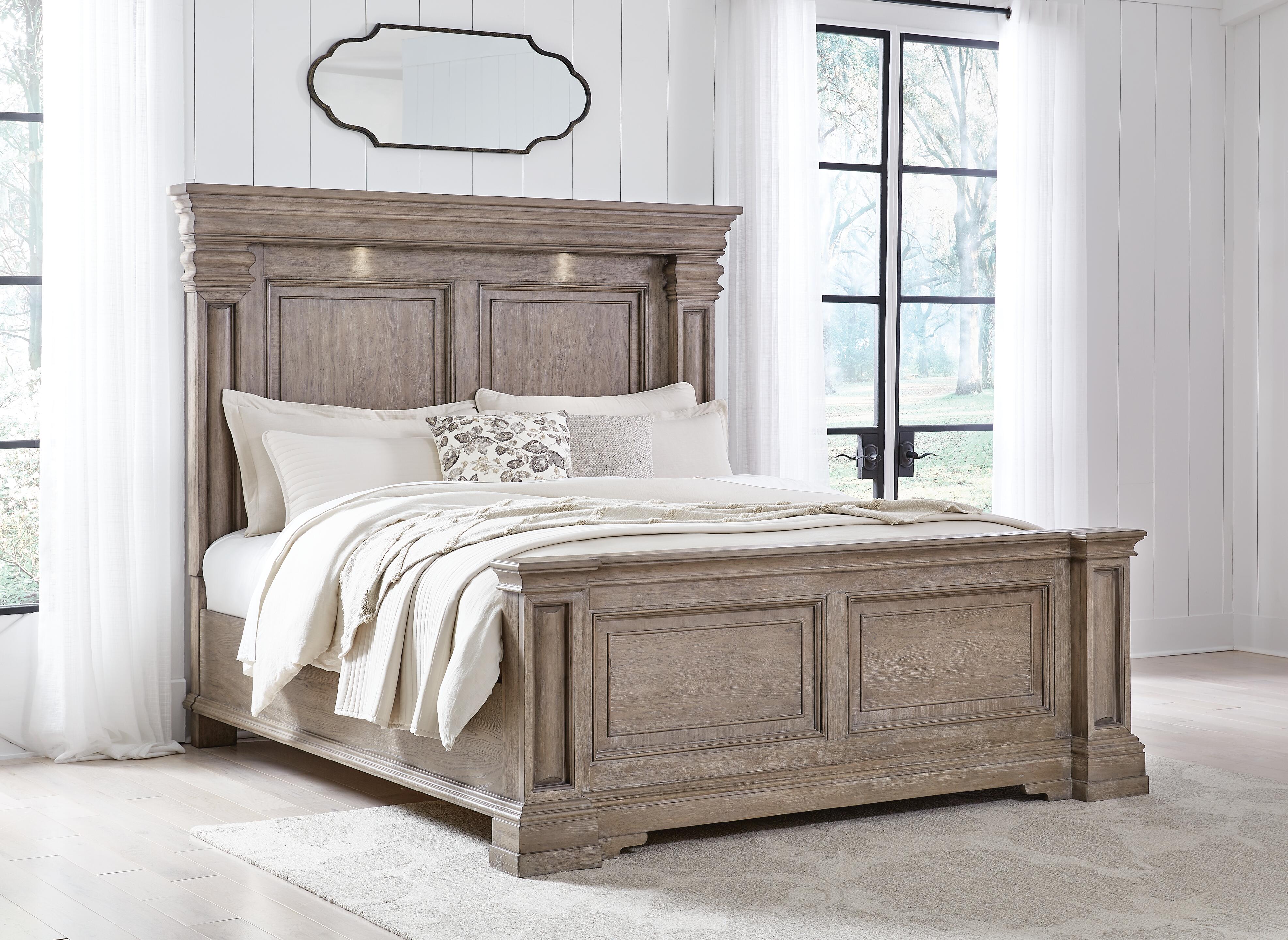 Blairhurst King Panel Bed - image 1