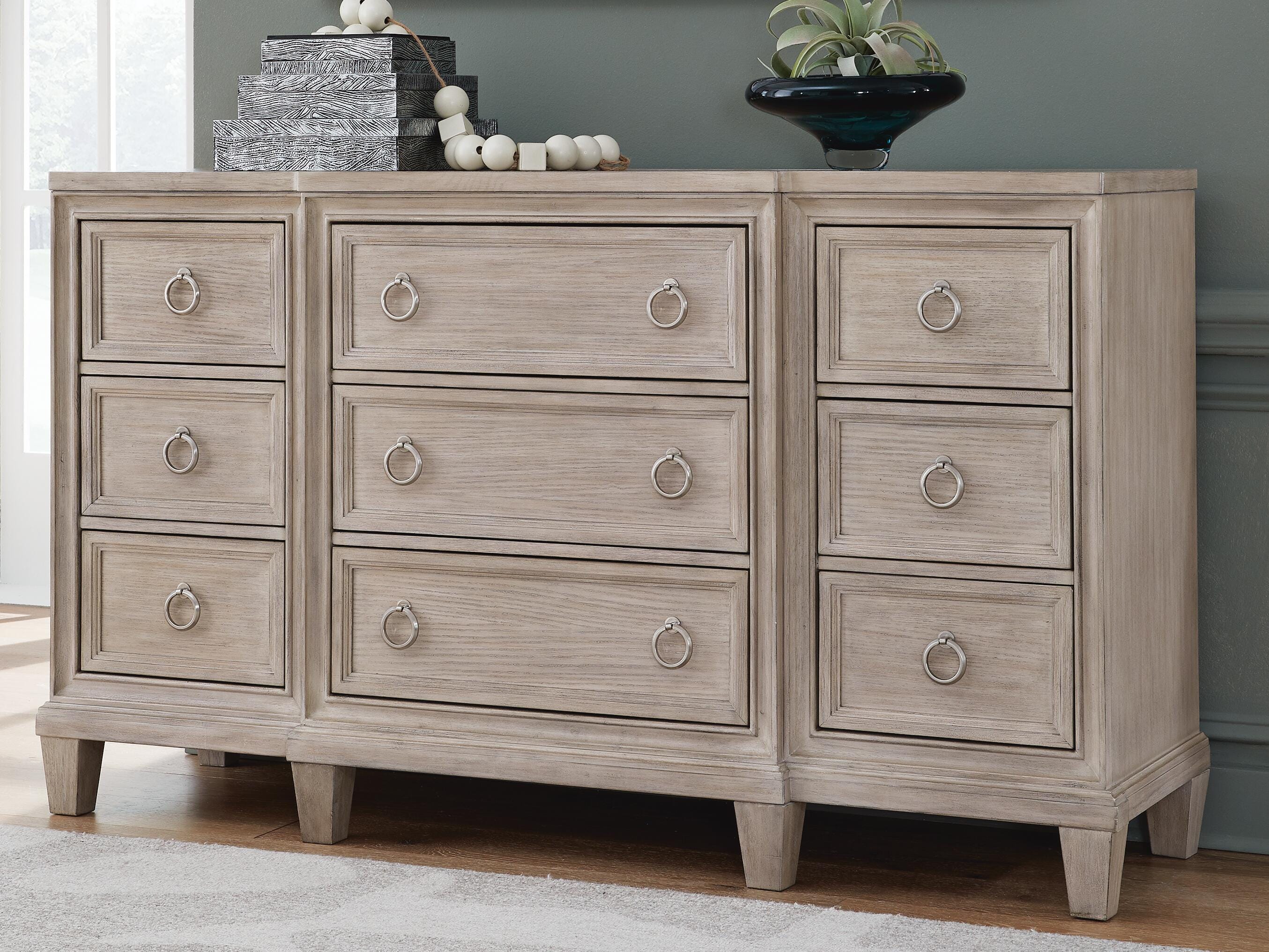 Jorlaina Dresser, , rollover