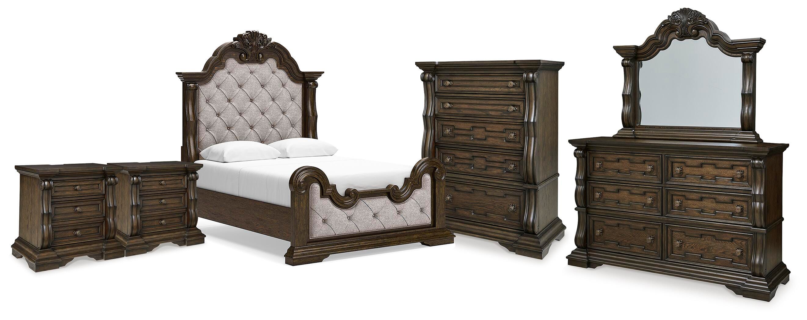Cama Maylee Queen con panel, cómoda, espejo, arcón y 2 mesitas de noche - image 1