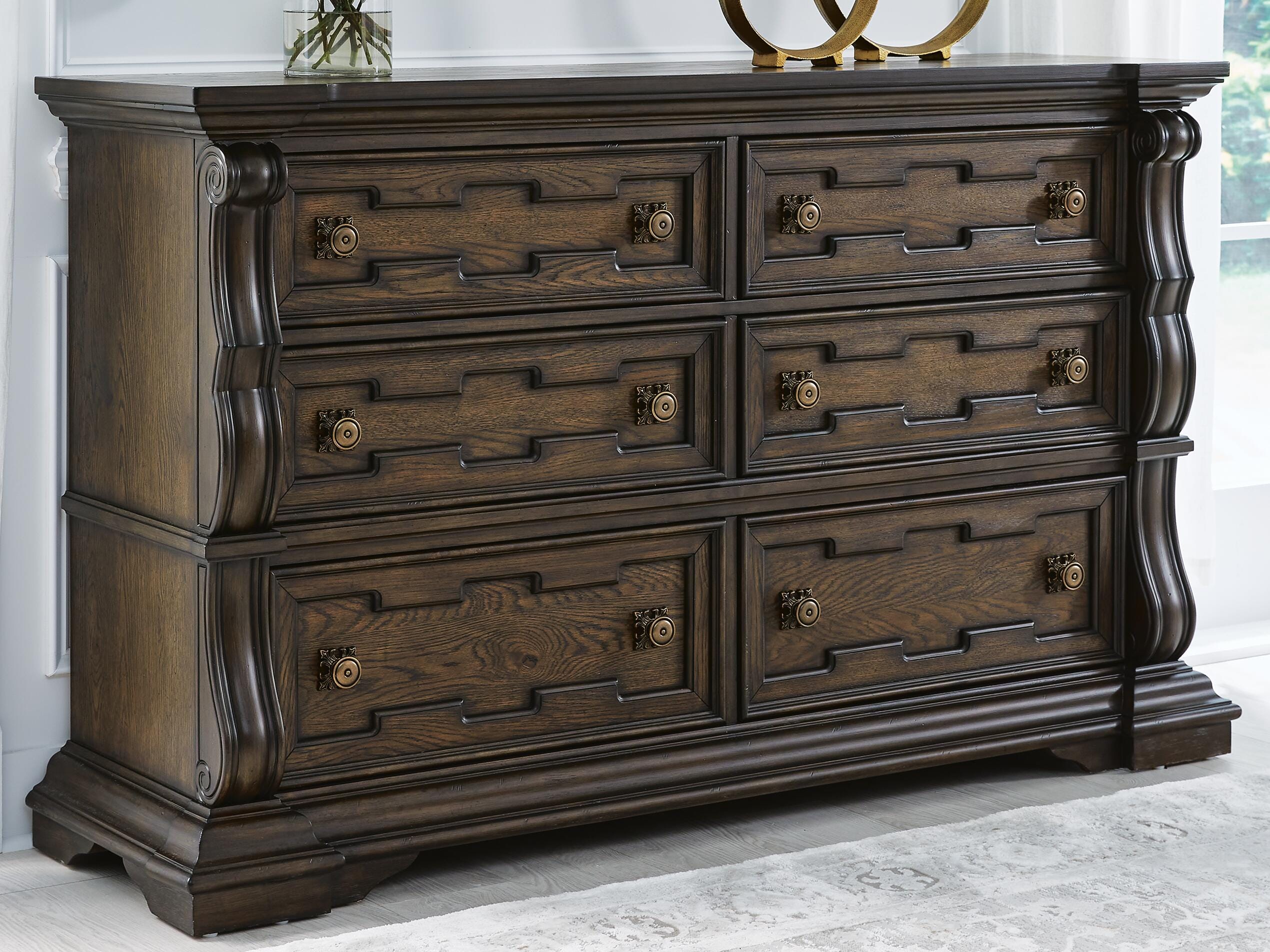 Maylee Dresser, , rollover