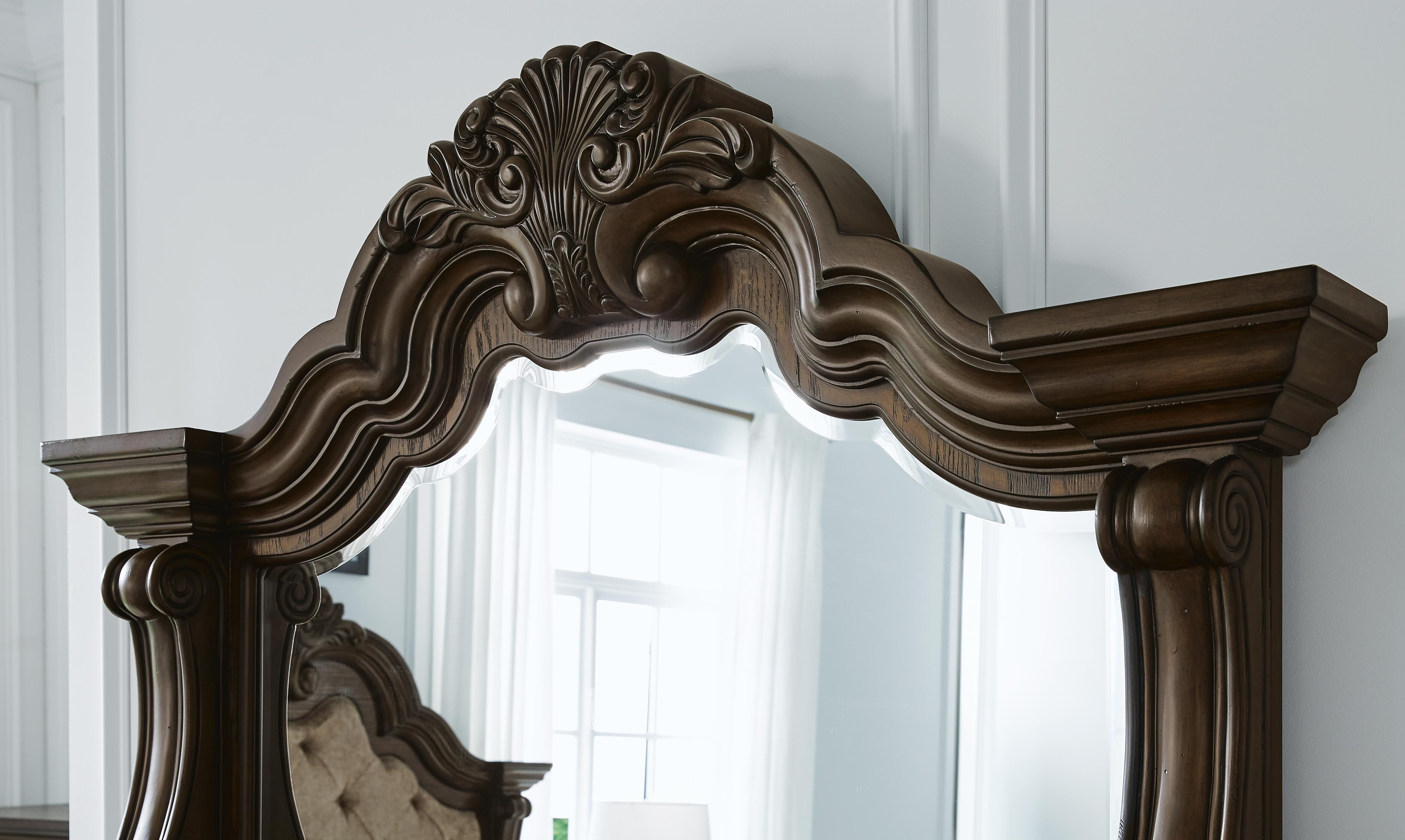 Maylee Dresser and Mirror - image 4