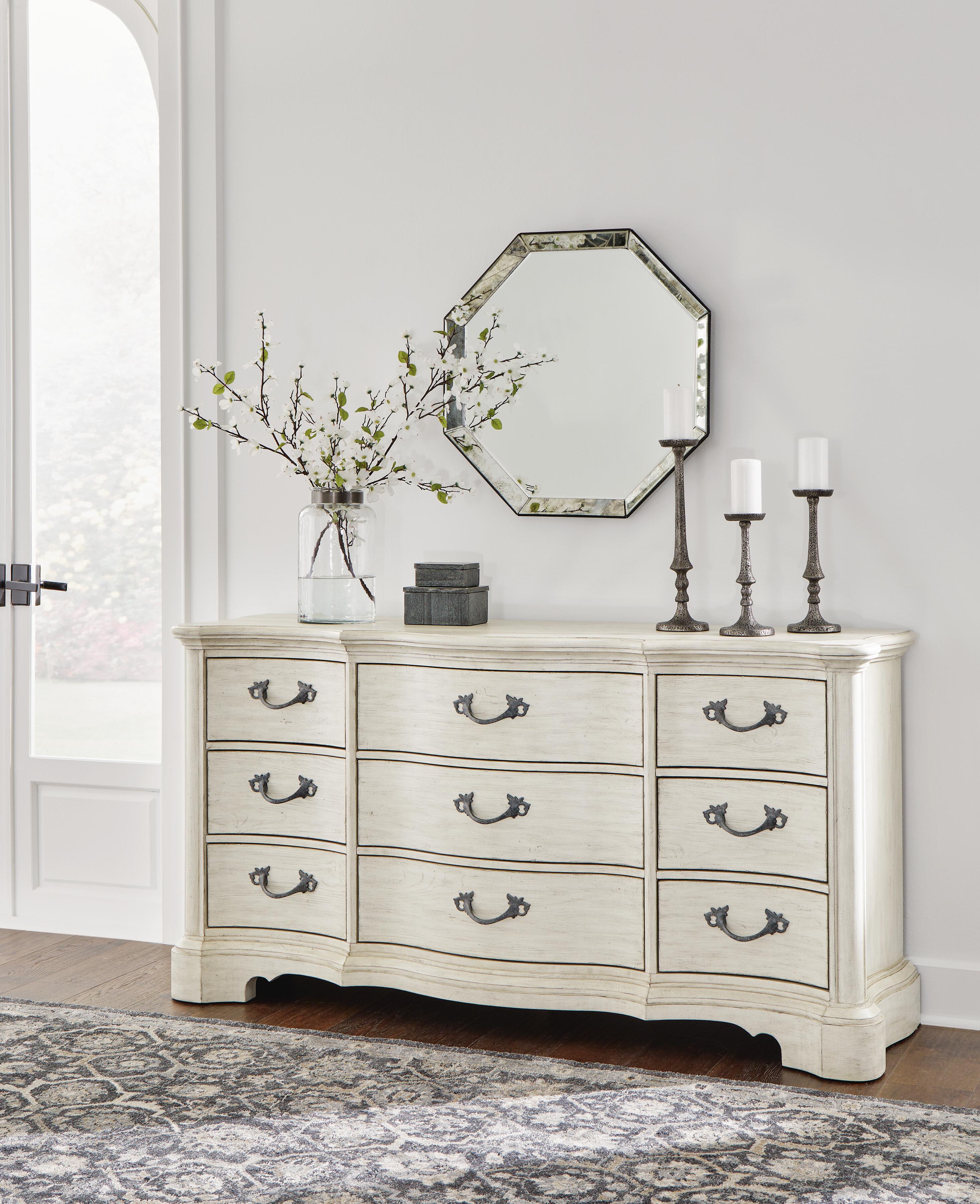 Arlendyne 9 Drawer Dresser | Ashley