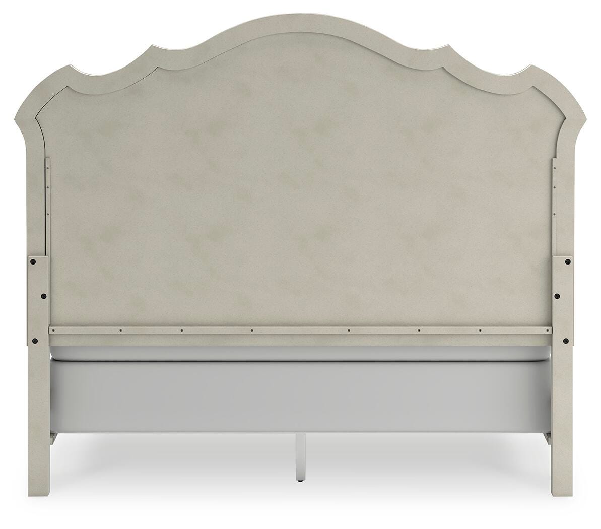 Cama Arlendyne tapizada tamaño King, cómoda y espejo - image 14