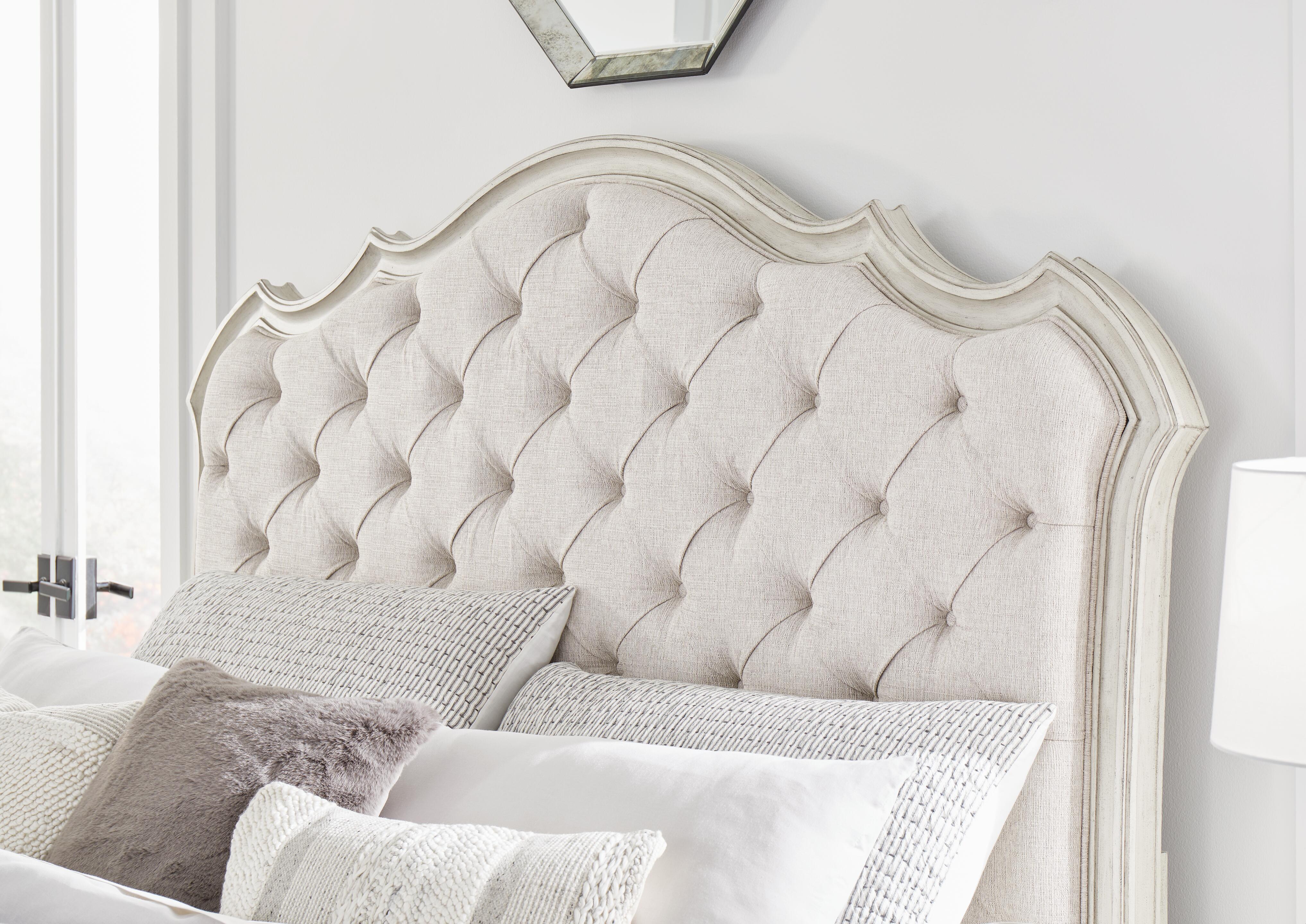 Arlendyne California King Upholstered Bed - image 9