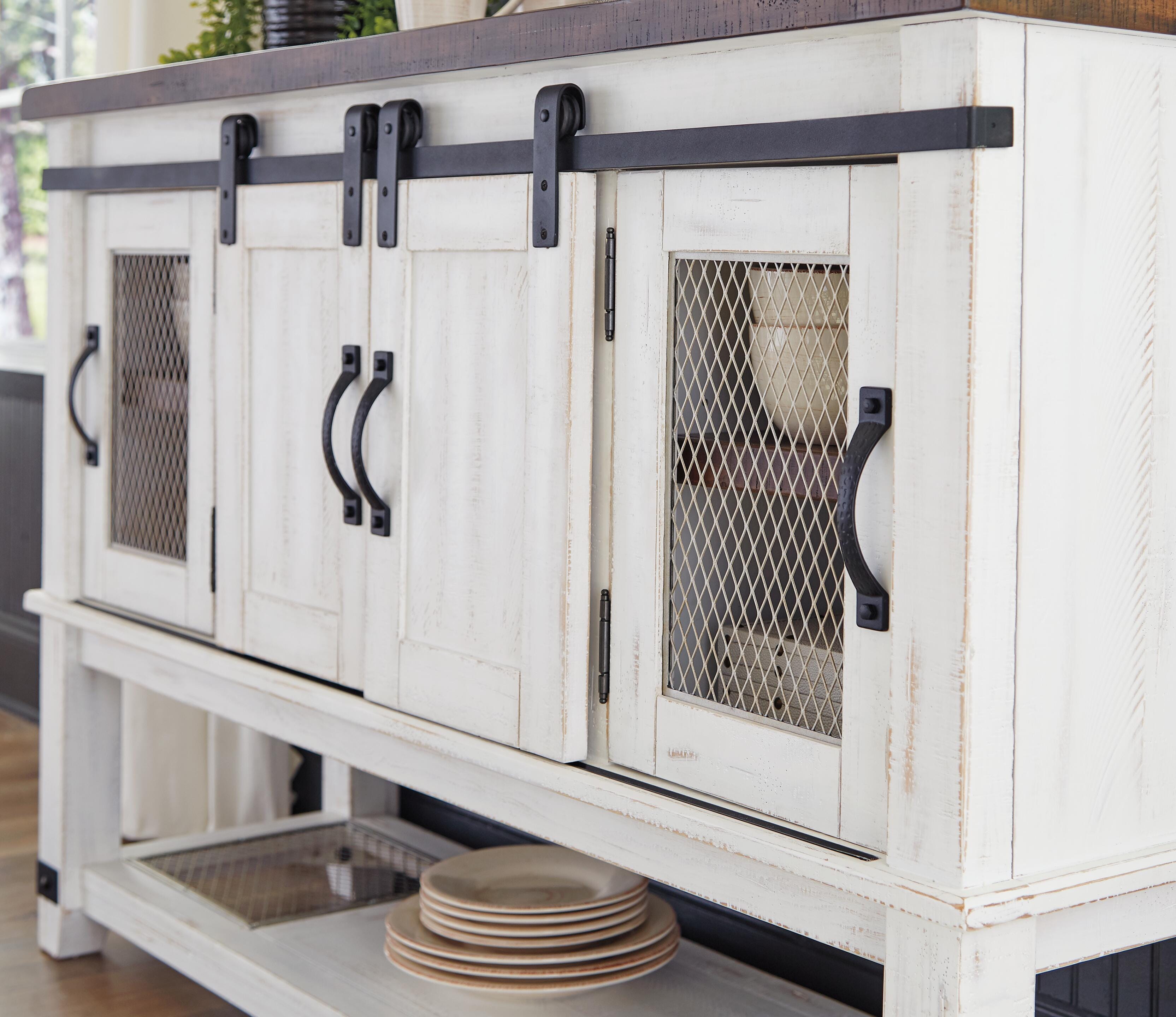 Valebeck Dining Server - image 6
