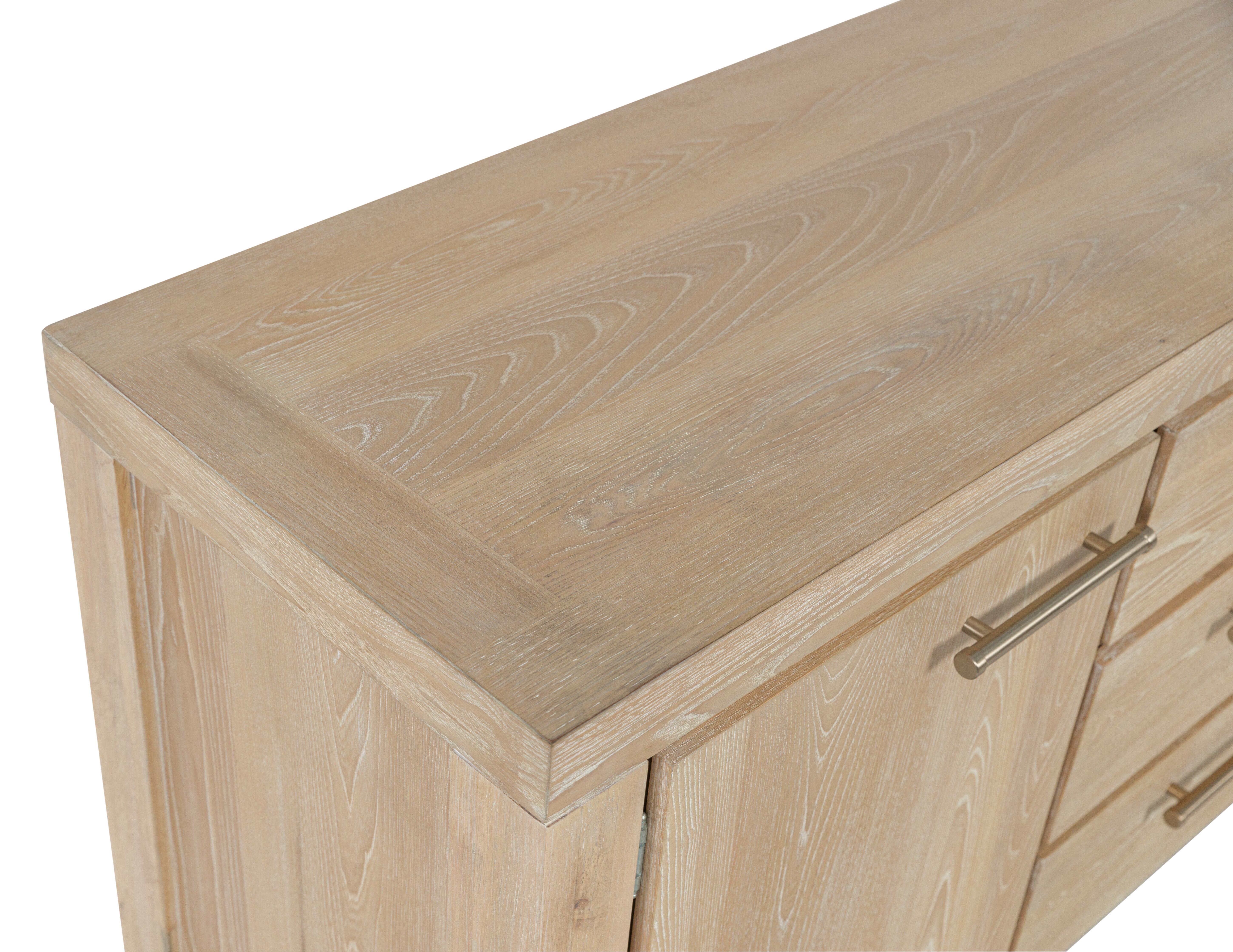 Yalinton Dining Server - image 6