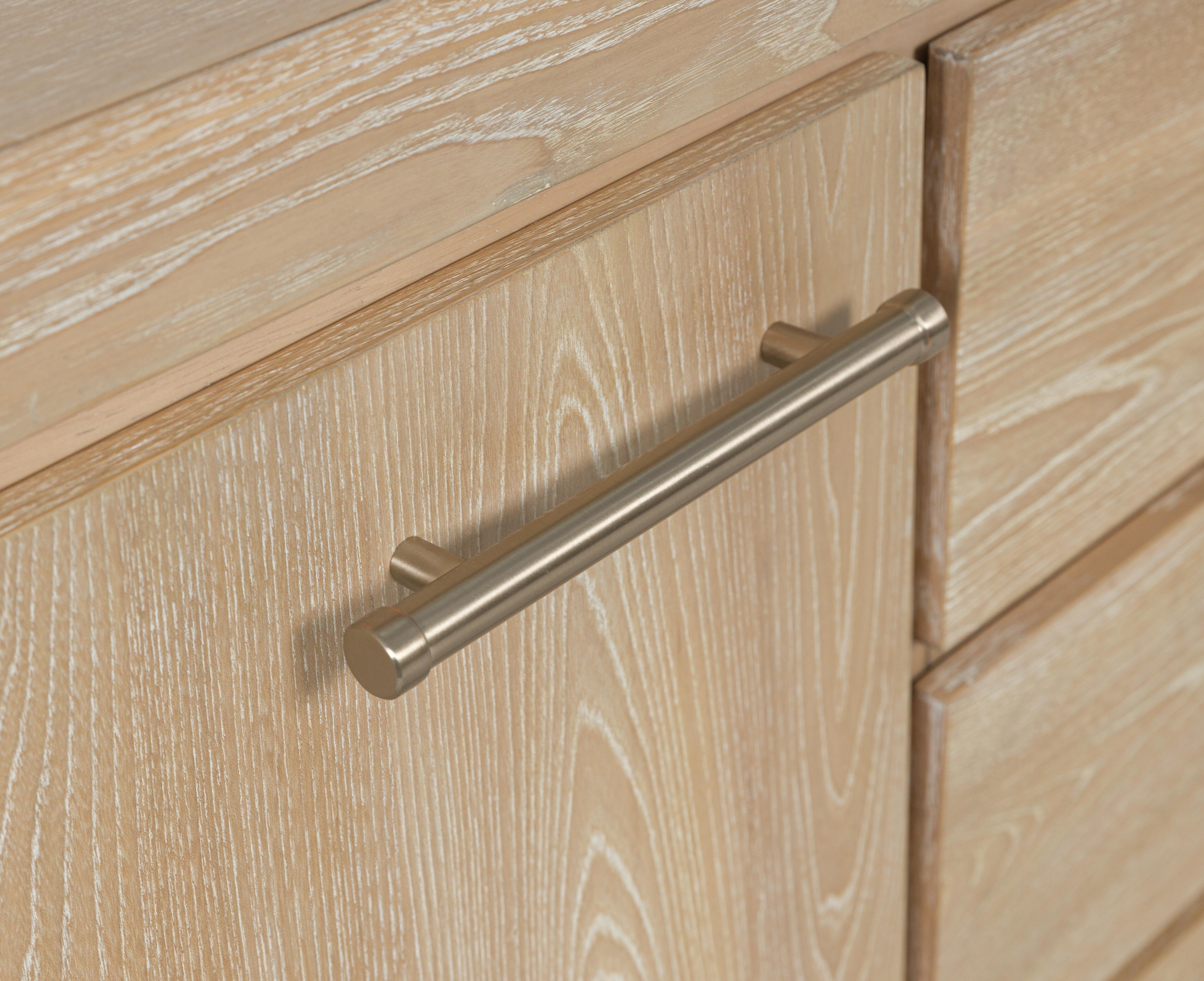 Yalinton Dining Server - image 9