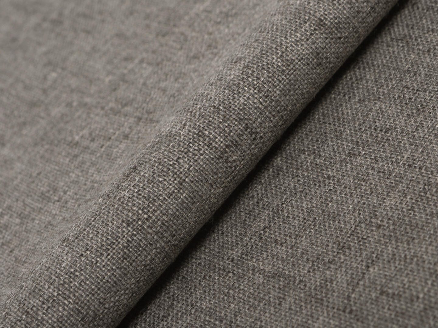 Swatch color Heathered Gray 