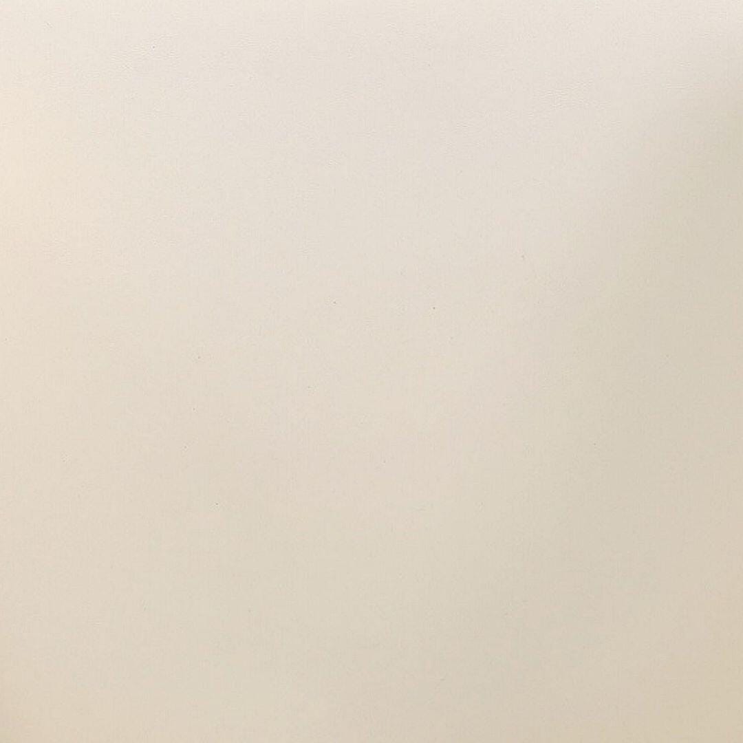 Swatch color Walnut/Cream 