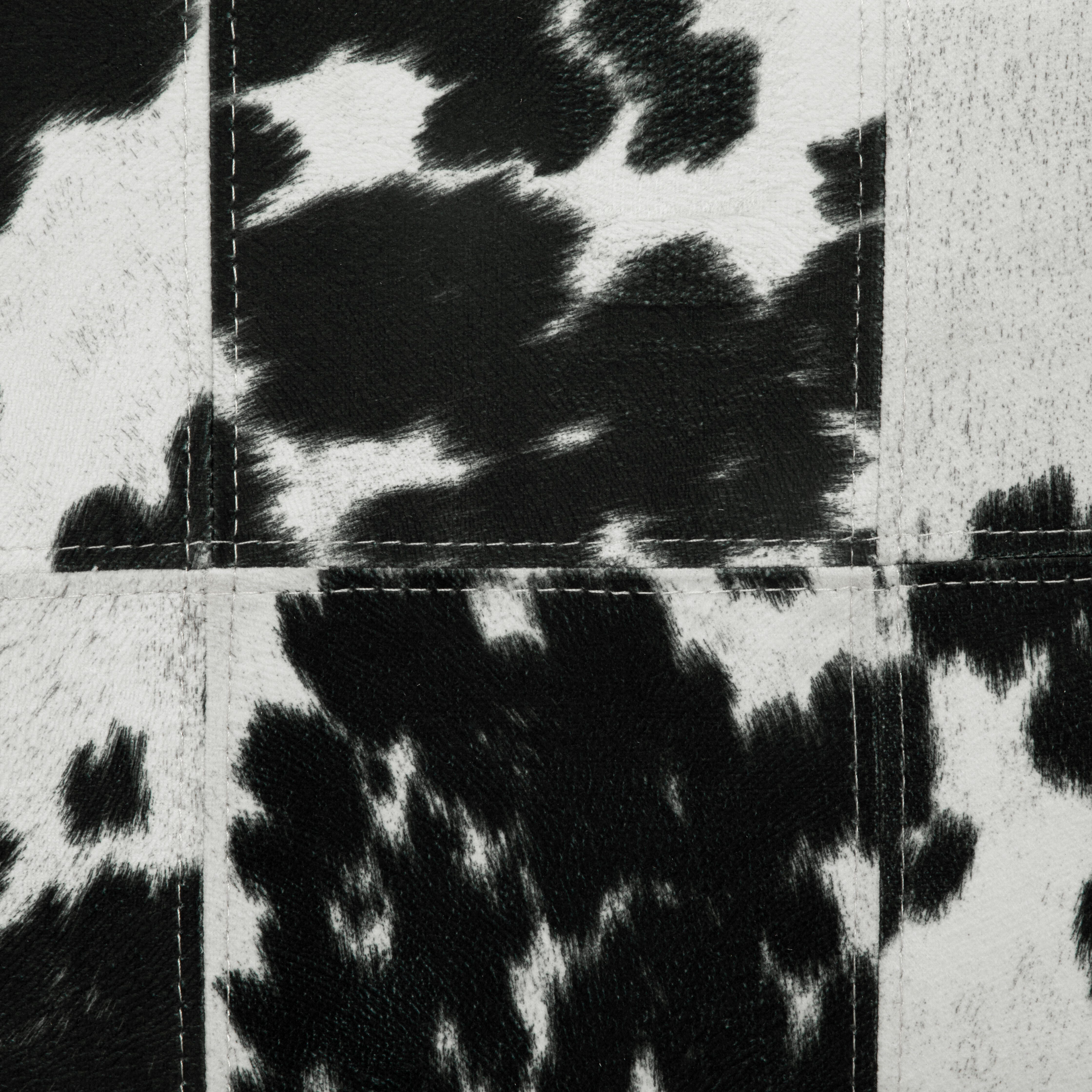 Swatch color Black , product with this swatch is currently selected