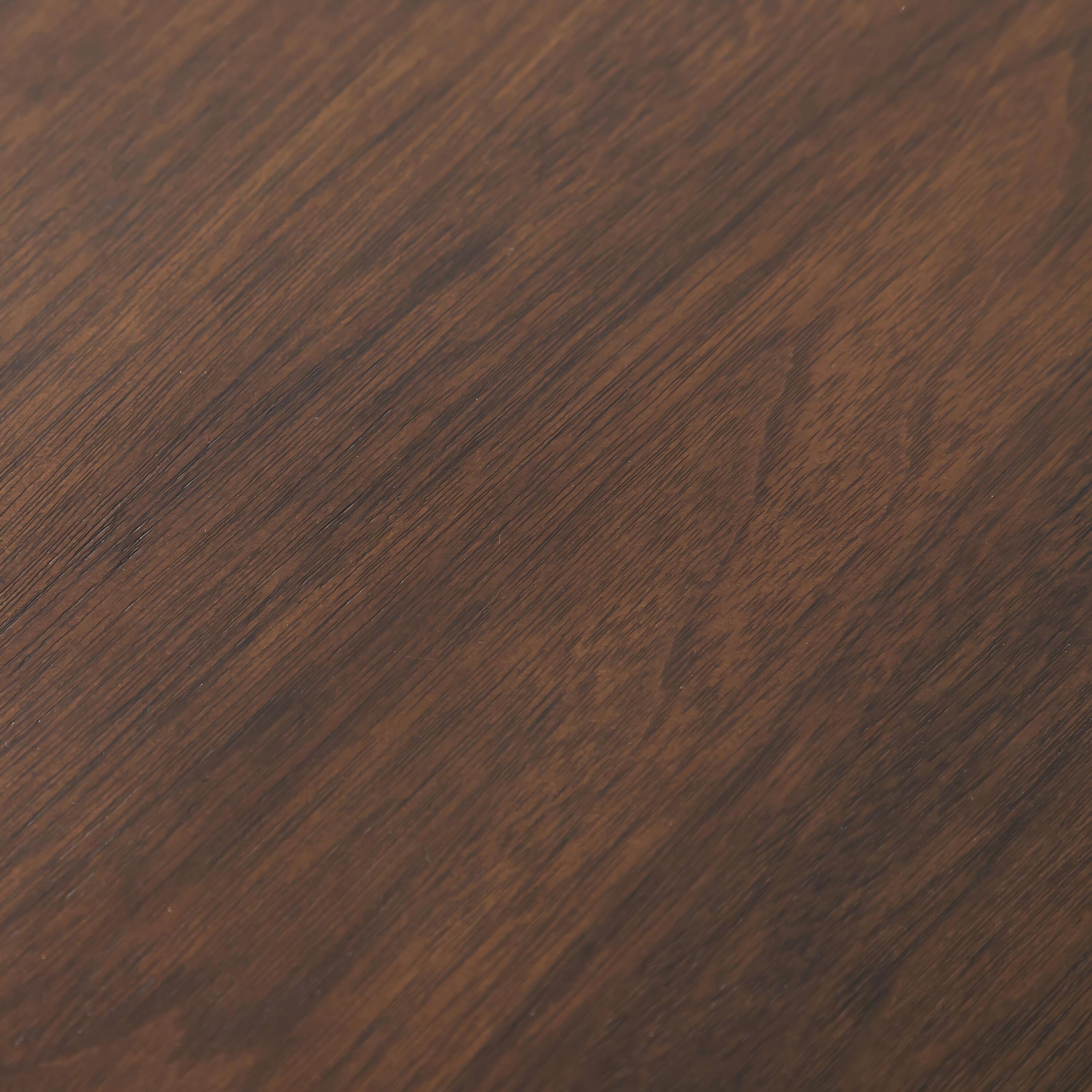 Swatch color Walnut 