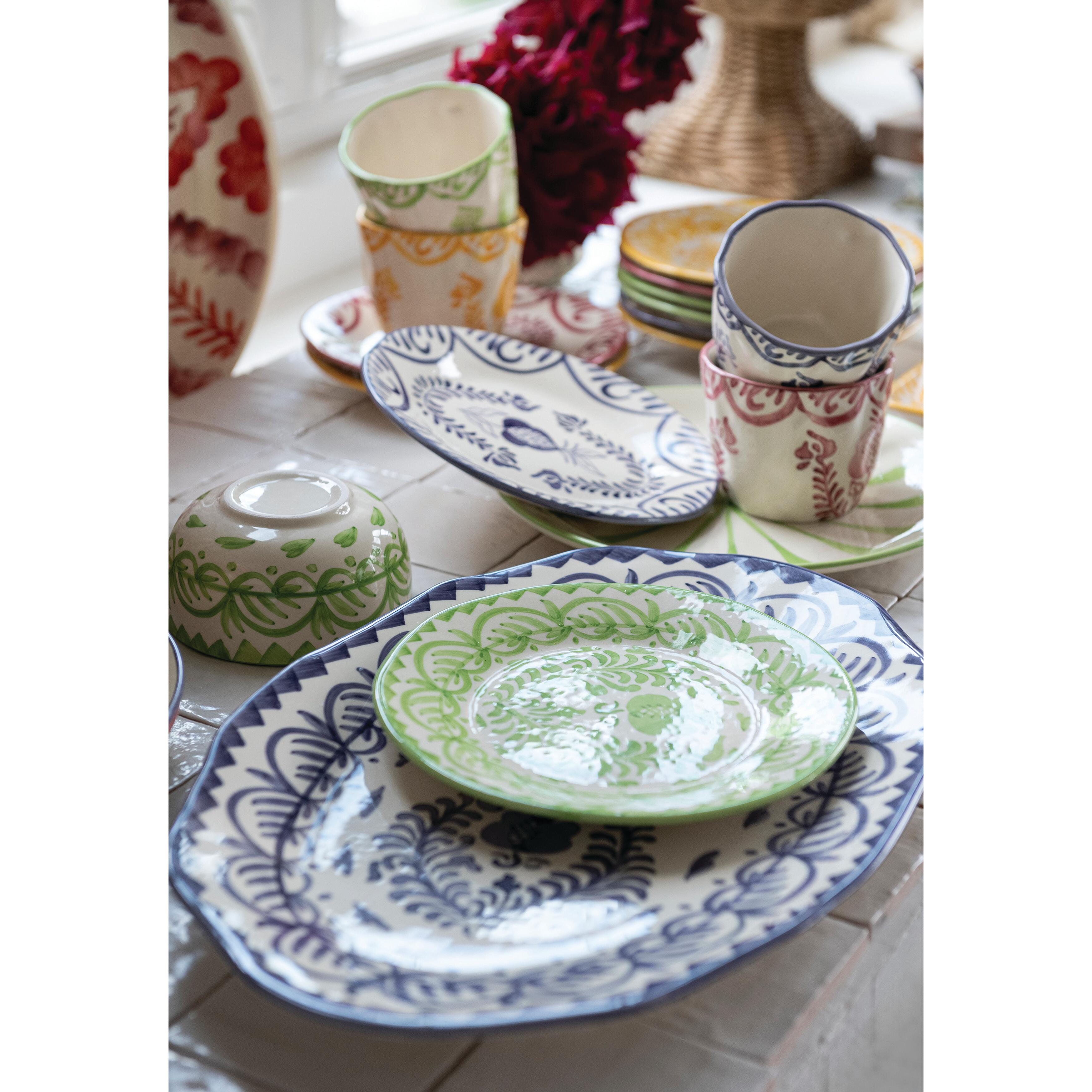 Storied Home Organic Shaped Plates