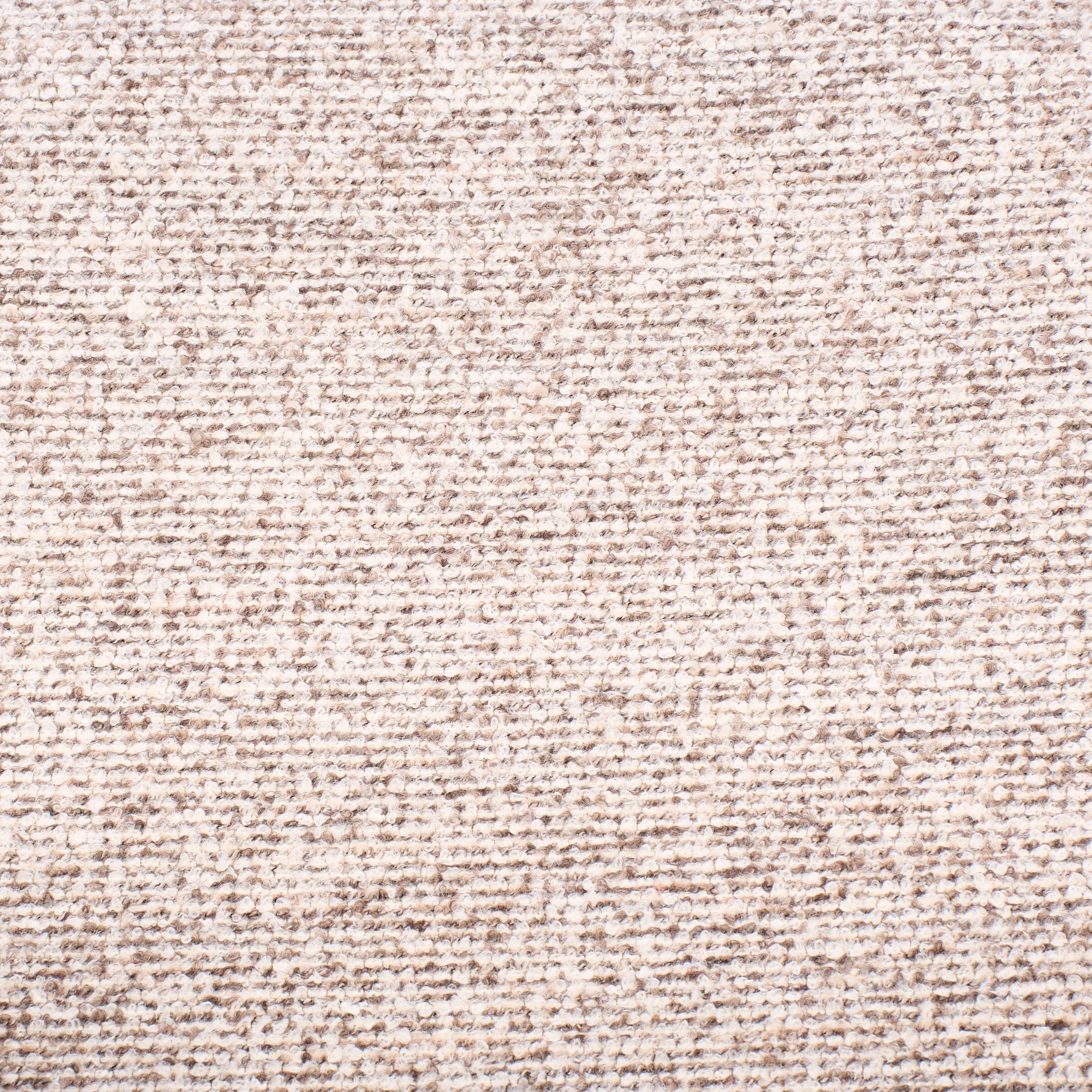 Swatch color Cloud Beige , product with this swatch is currently selected