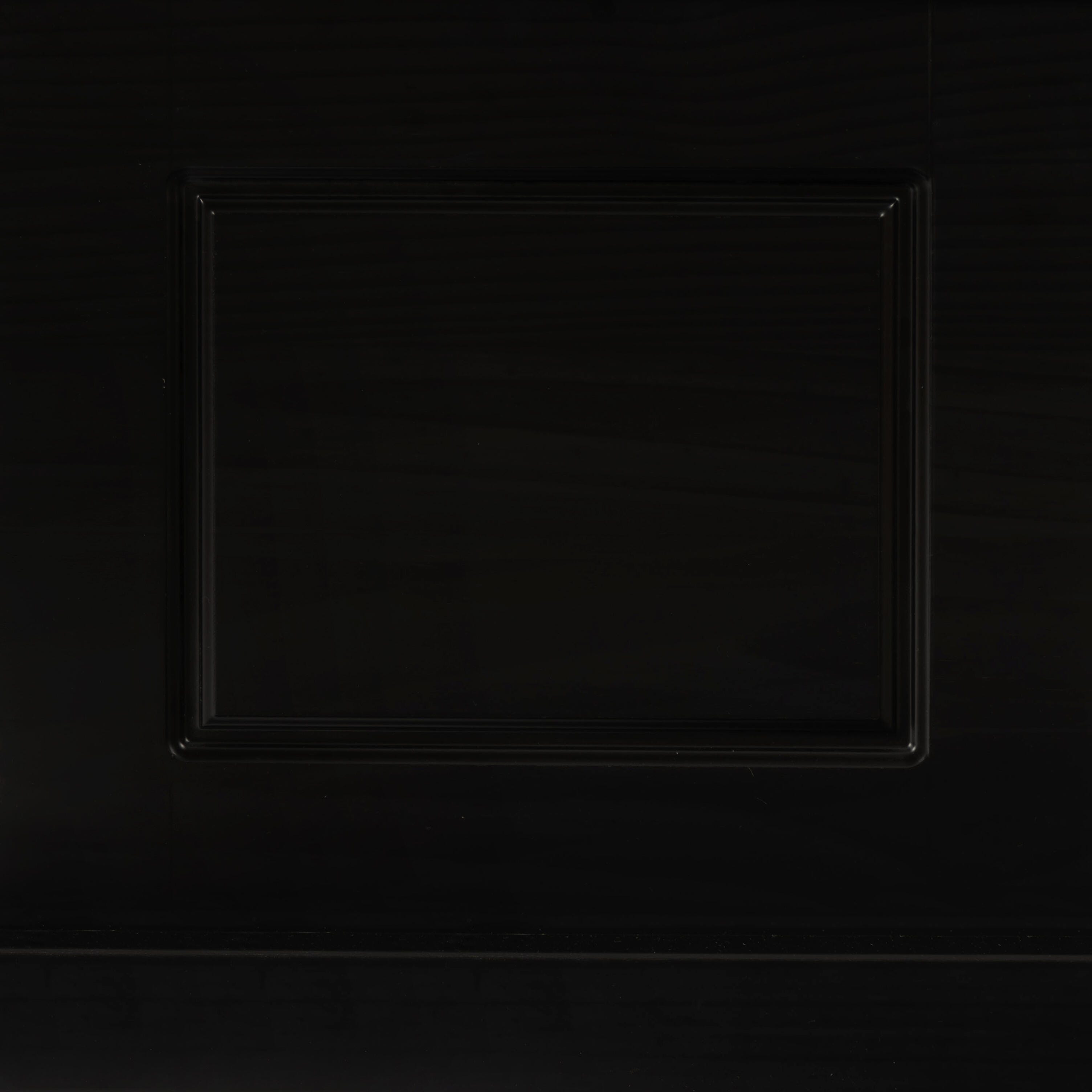 Swatch color Black , product with this swatch is currently selected