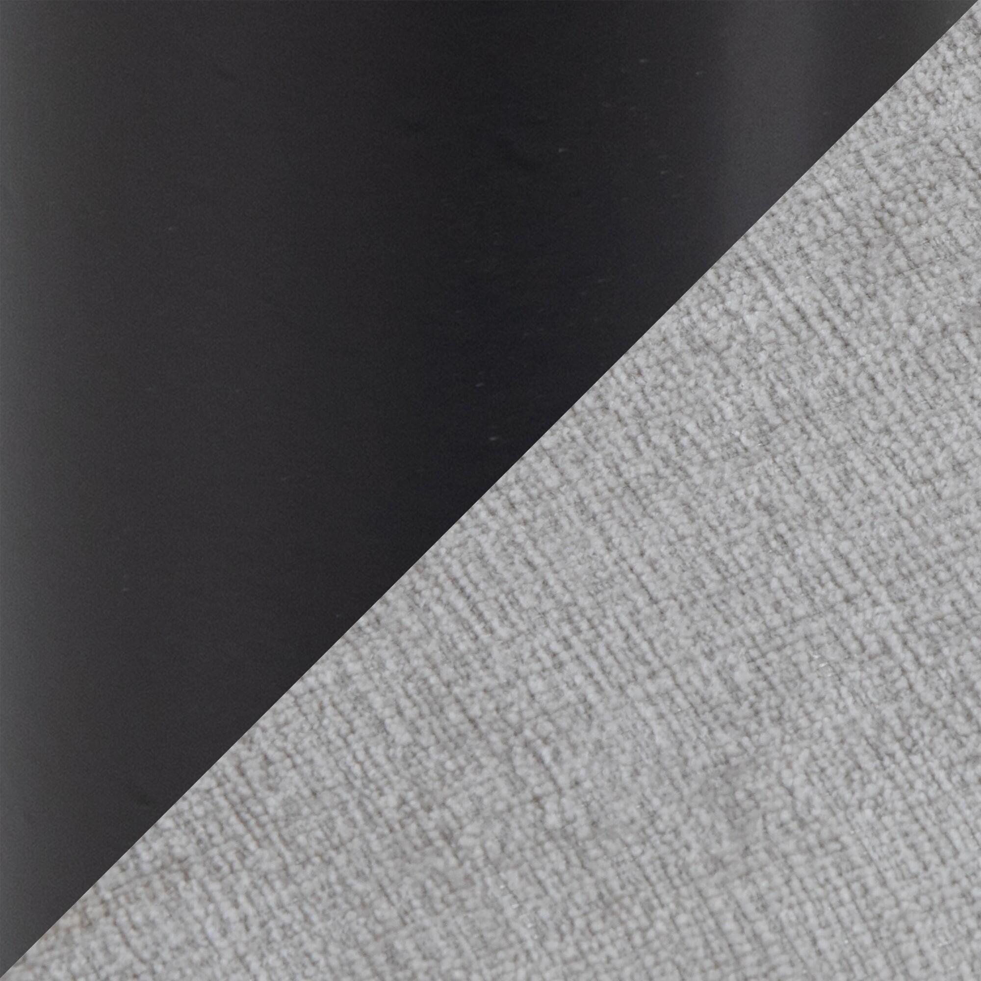 Swatch color Silver/Black , product with this swatch is currently selected