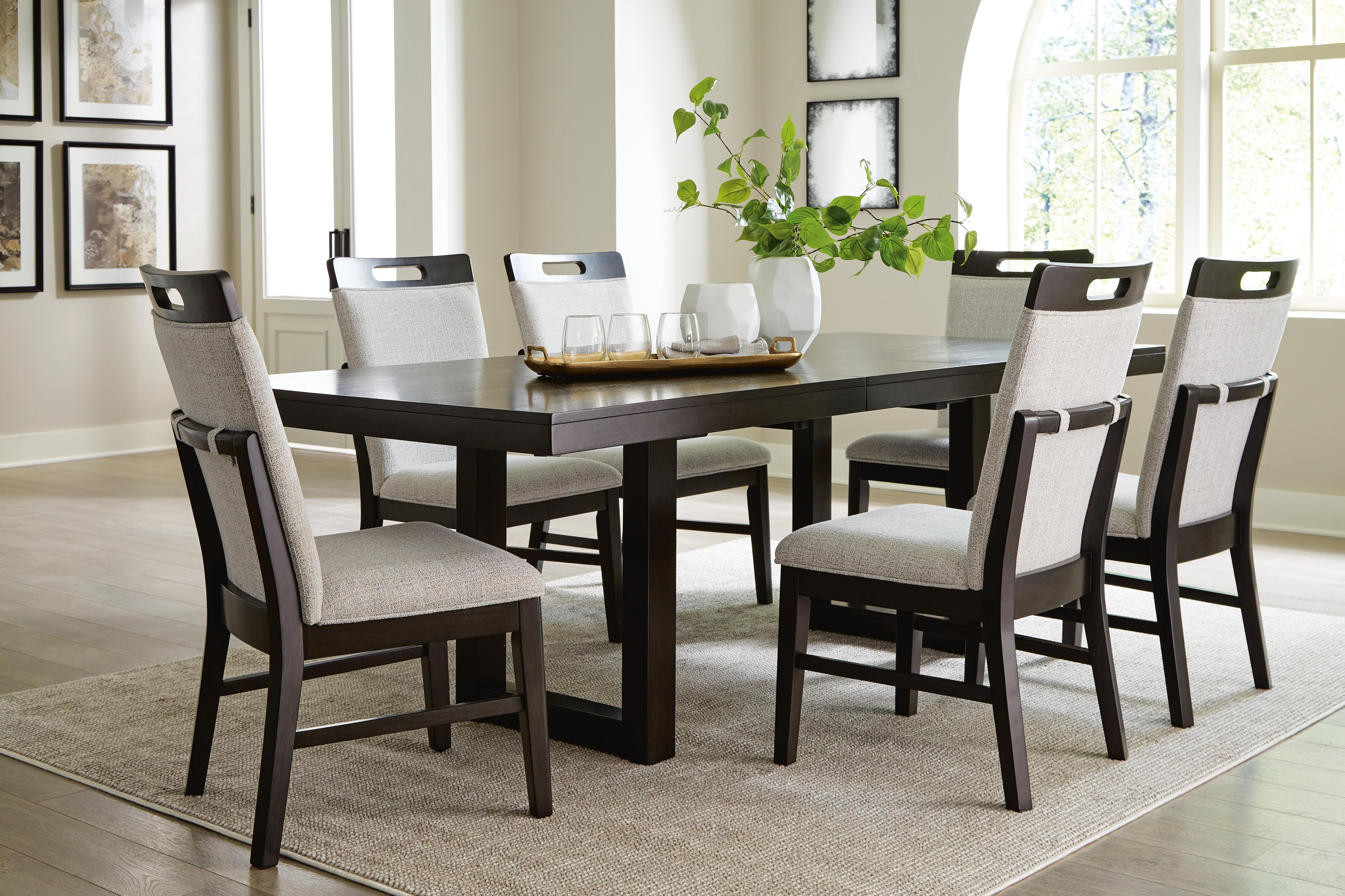 Mesa de comedor Neymorton y 6 sillas - image 3