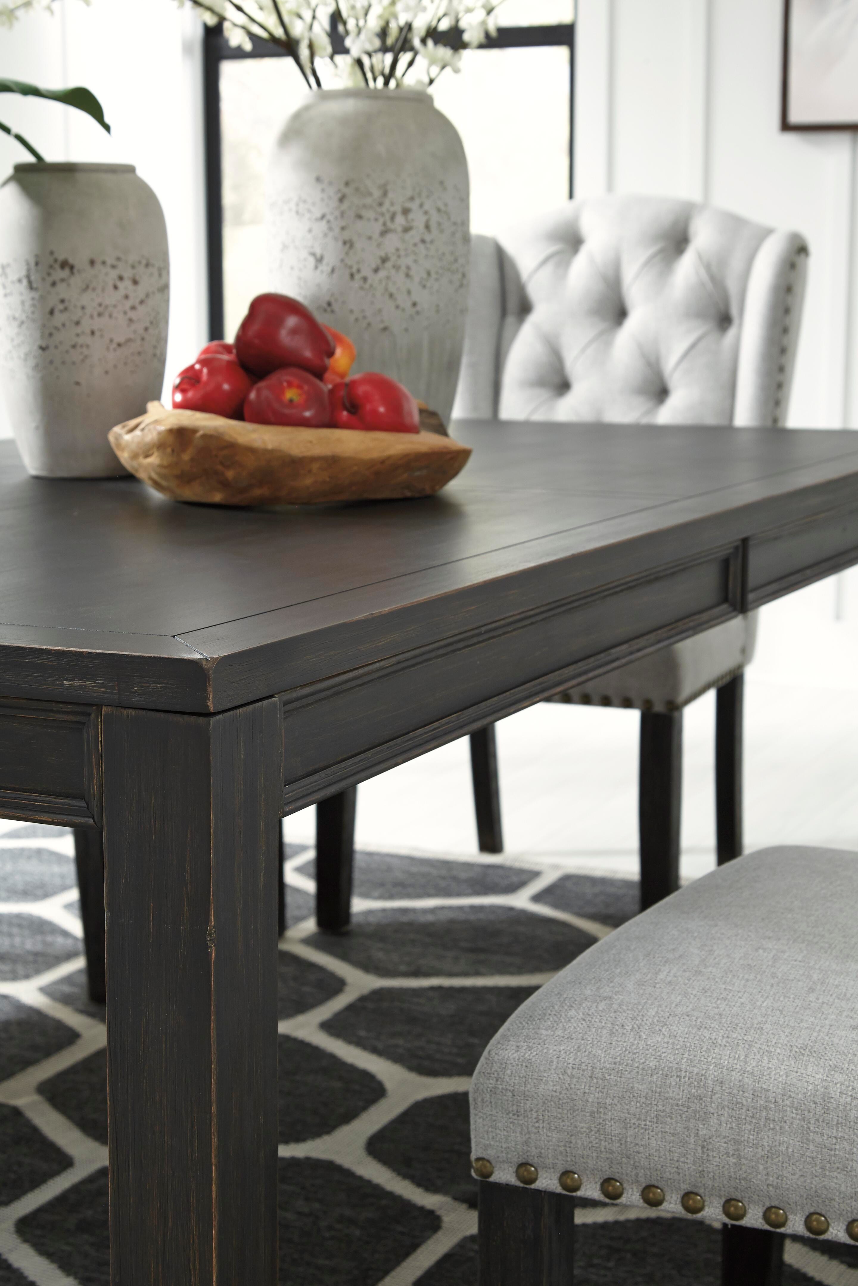 Jeanette Parsons-Style Dining Table | Ashley