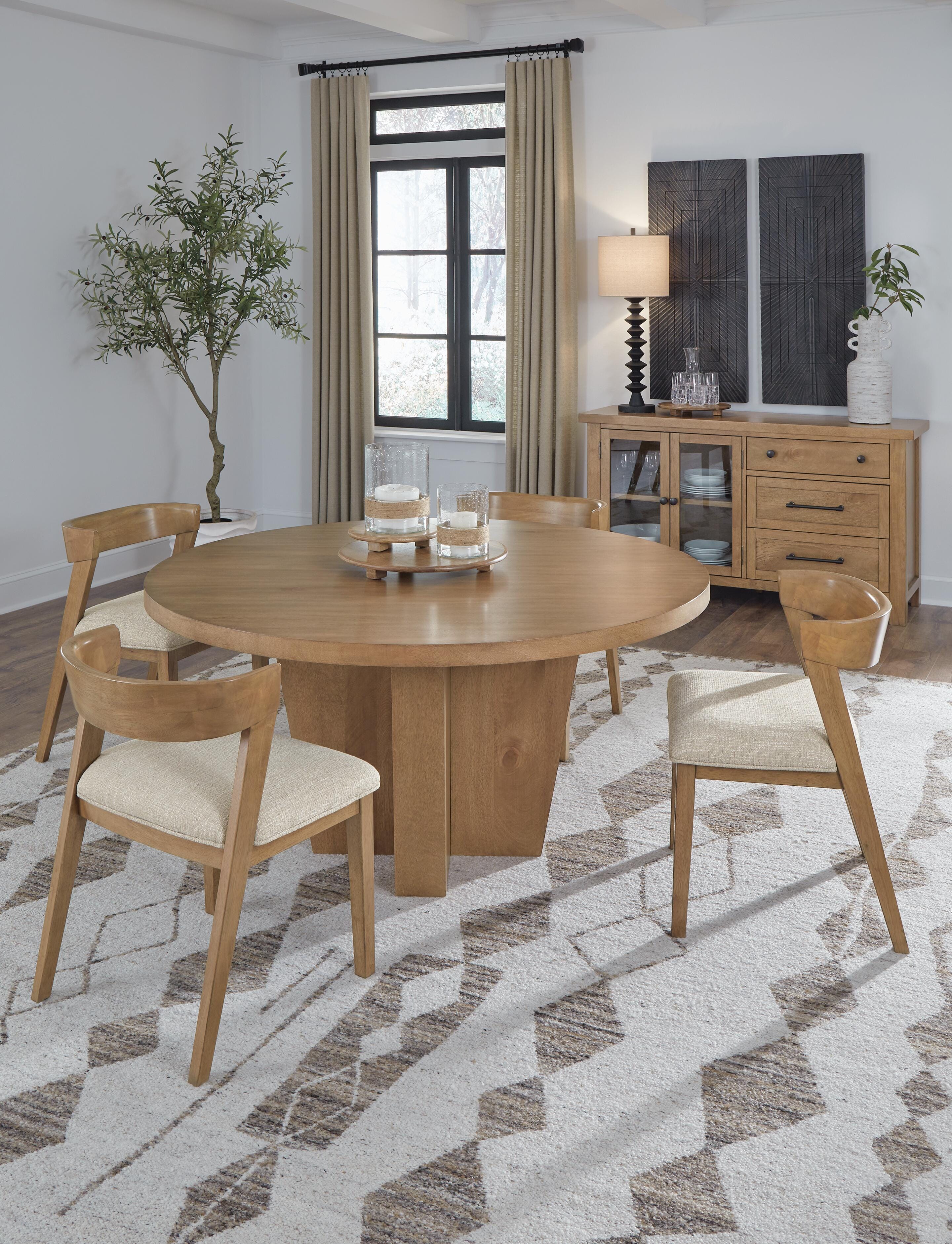 Kristiland Dining Table - image 8