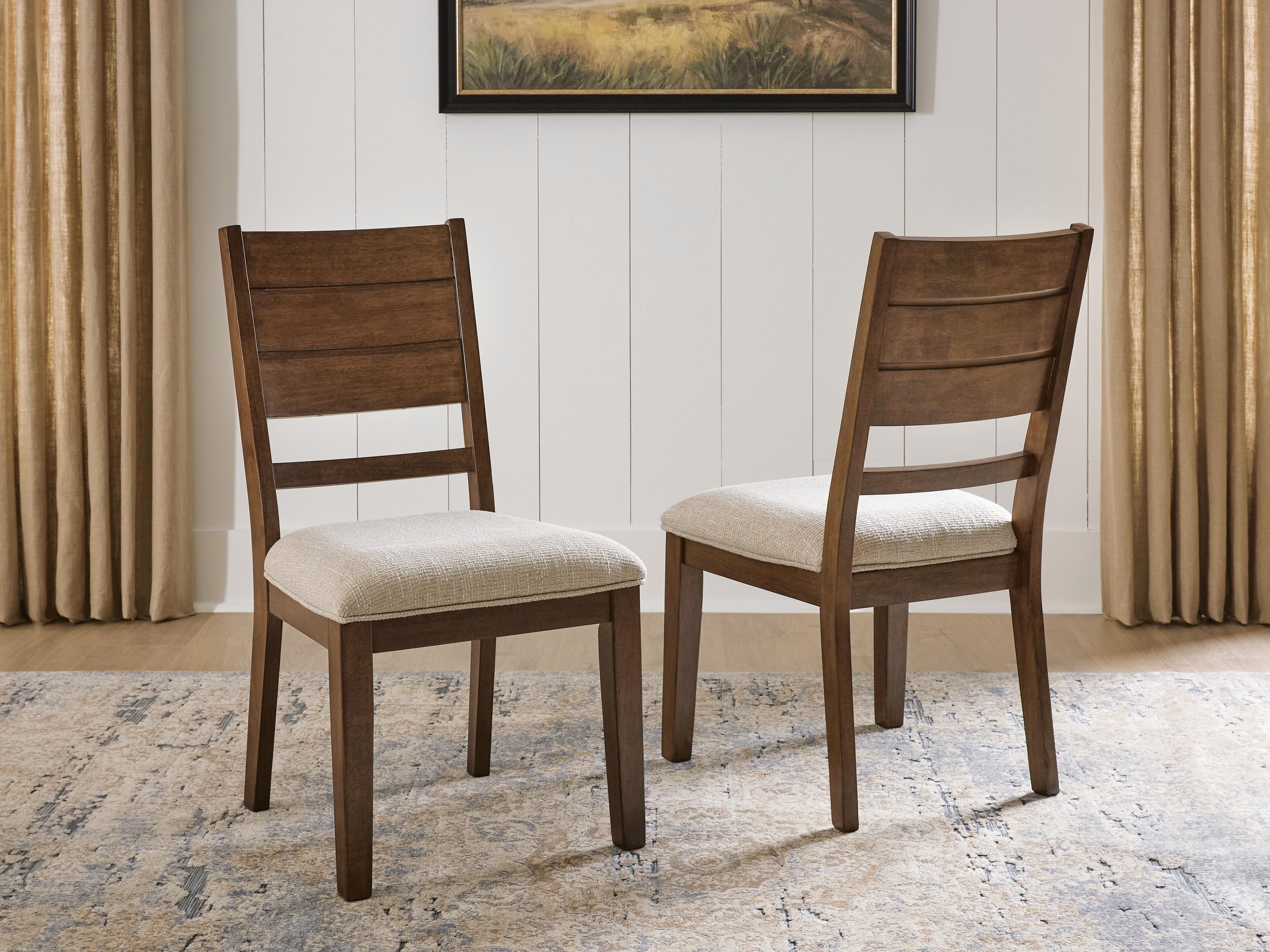 Kristiland Dining Chair with Planking Detail | Ashley