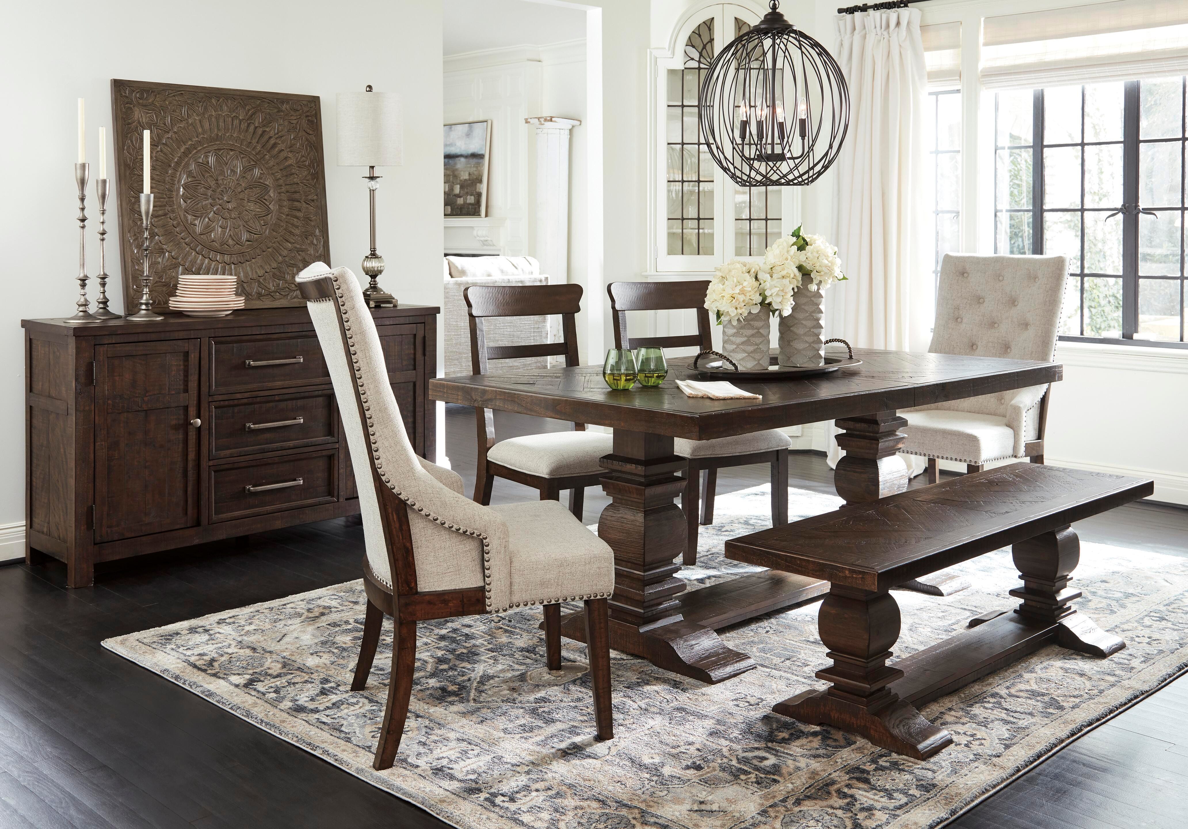 Hillcott Extendable Dining Table | Ashley