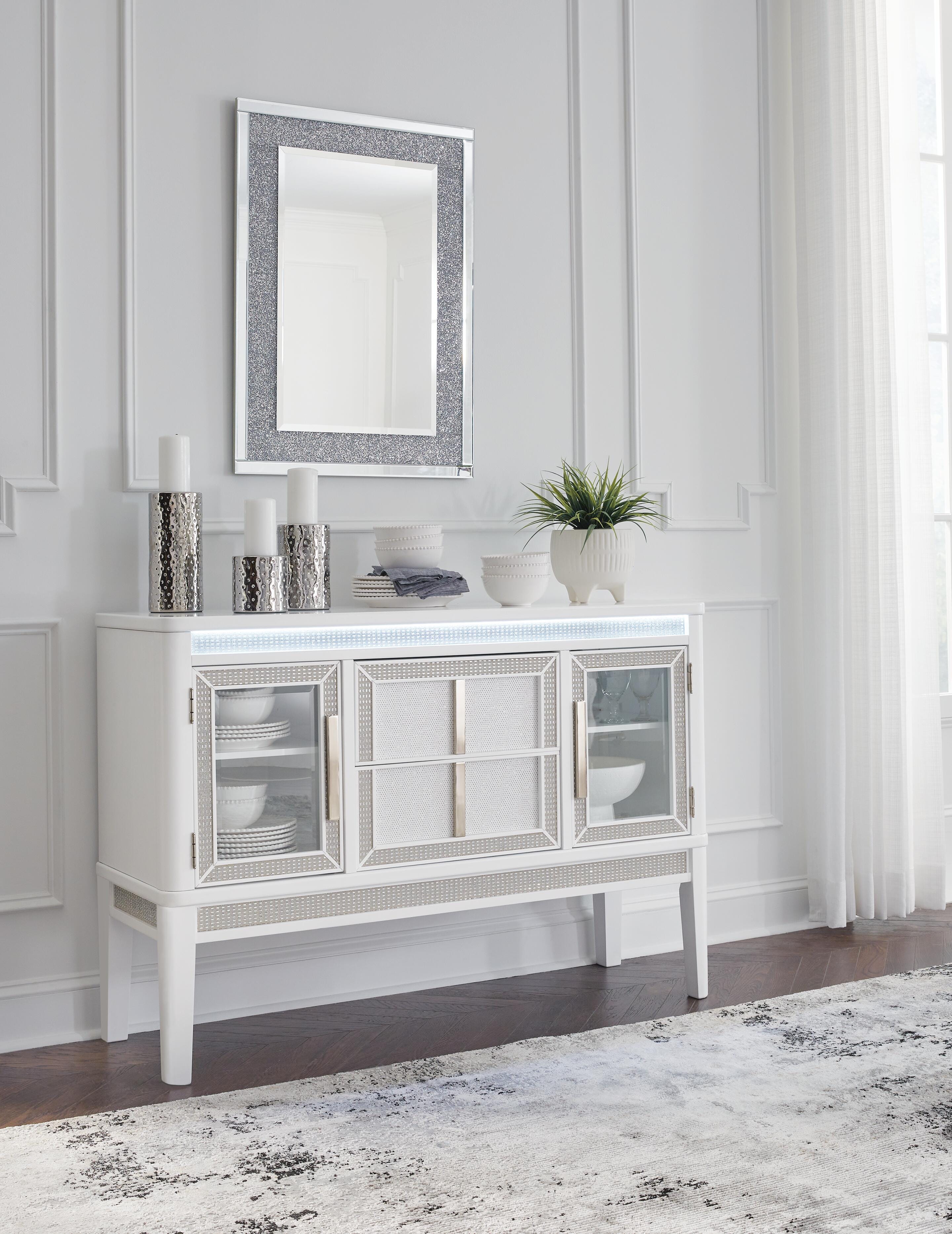 Chalanna Dining Server - image 1