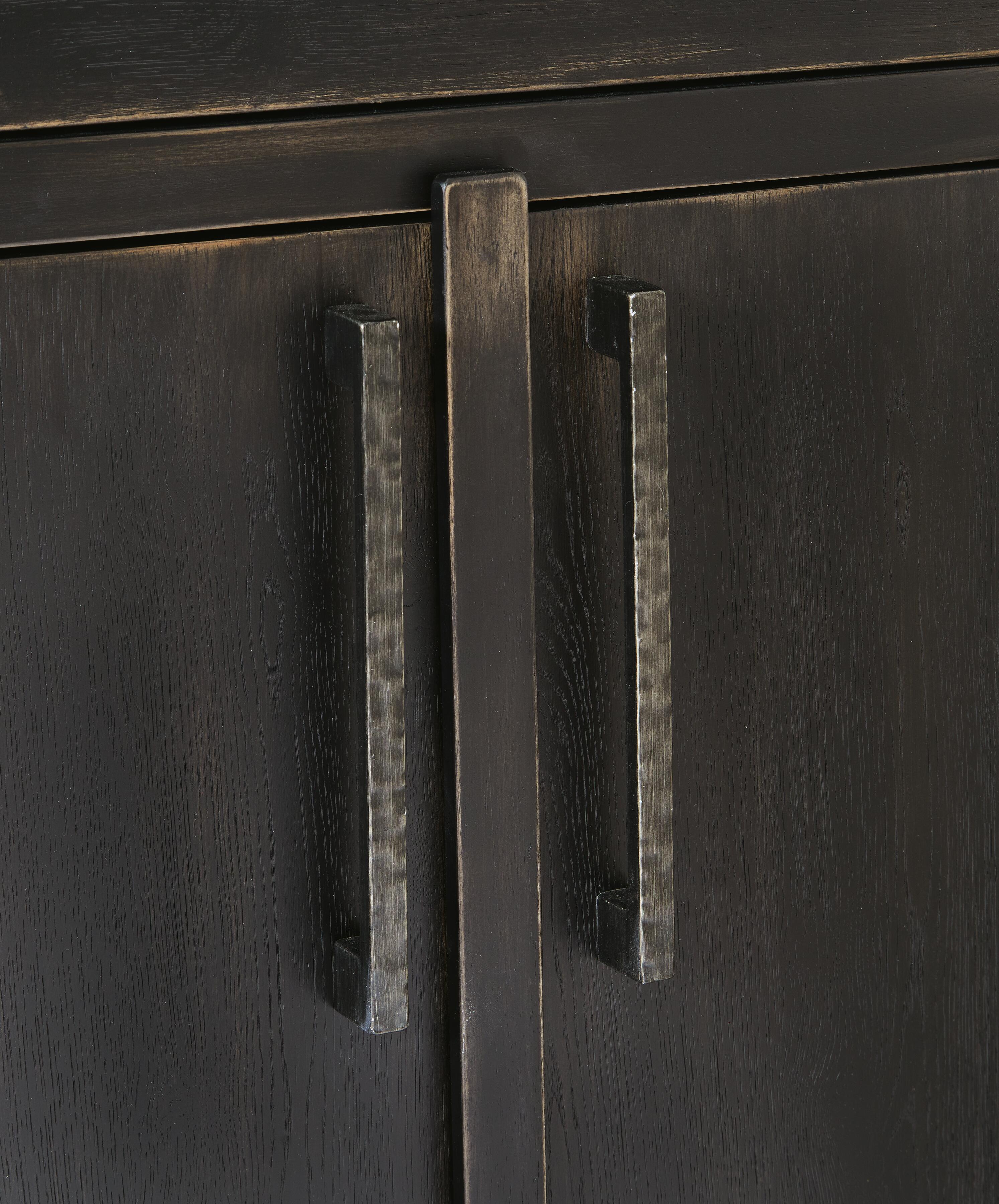 Galliden Dining Buffet and Hutch - image 6