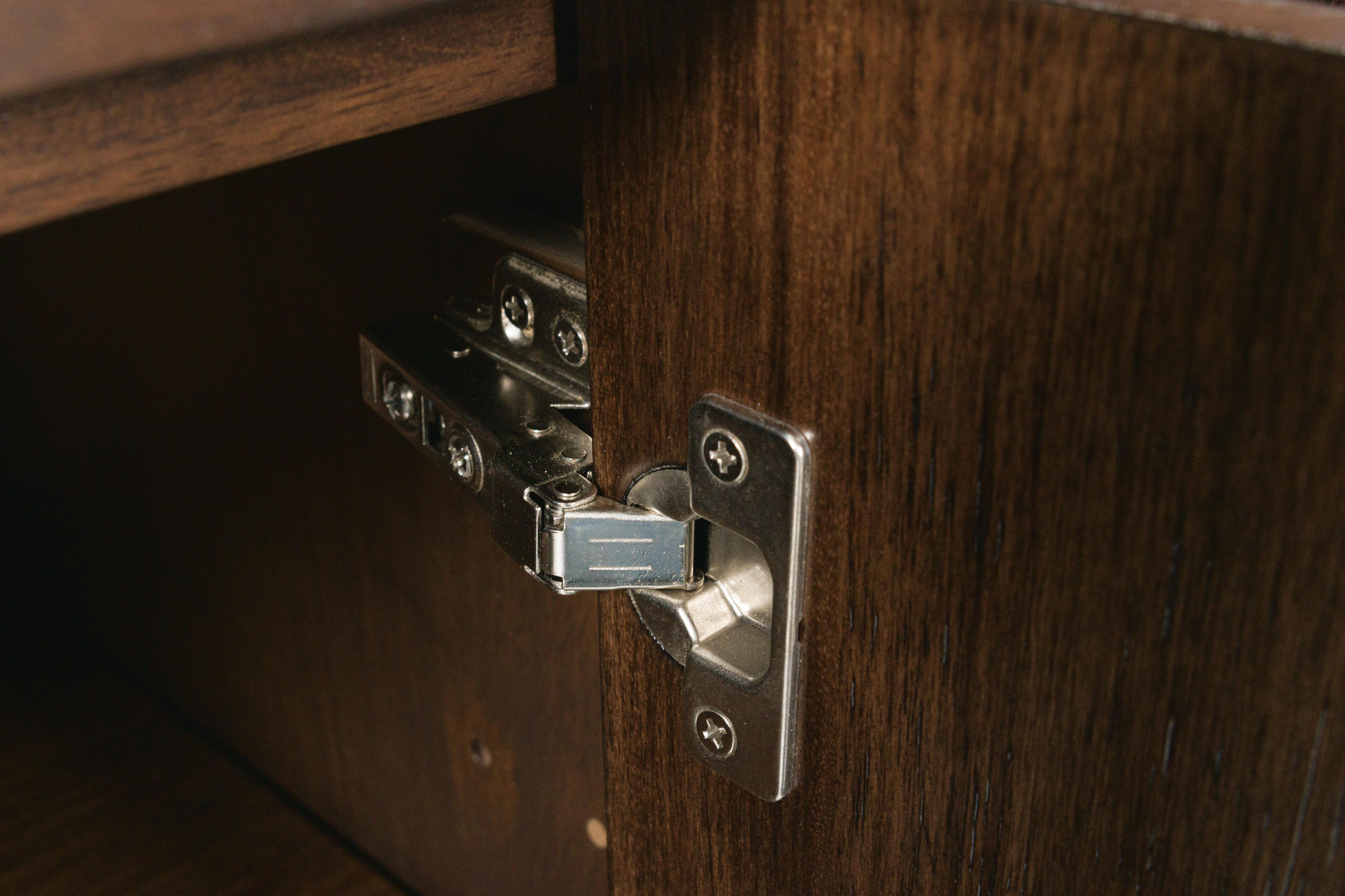 Dilenno Dining Server - image 6
