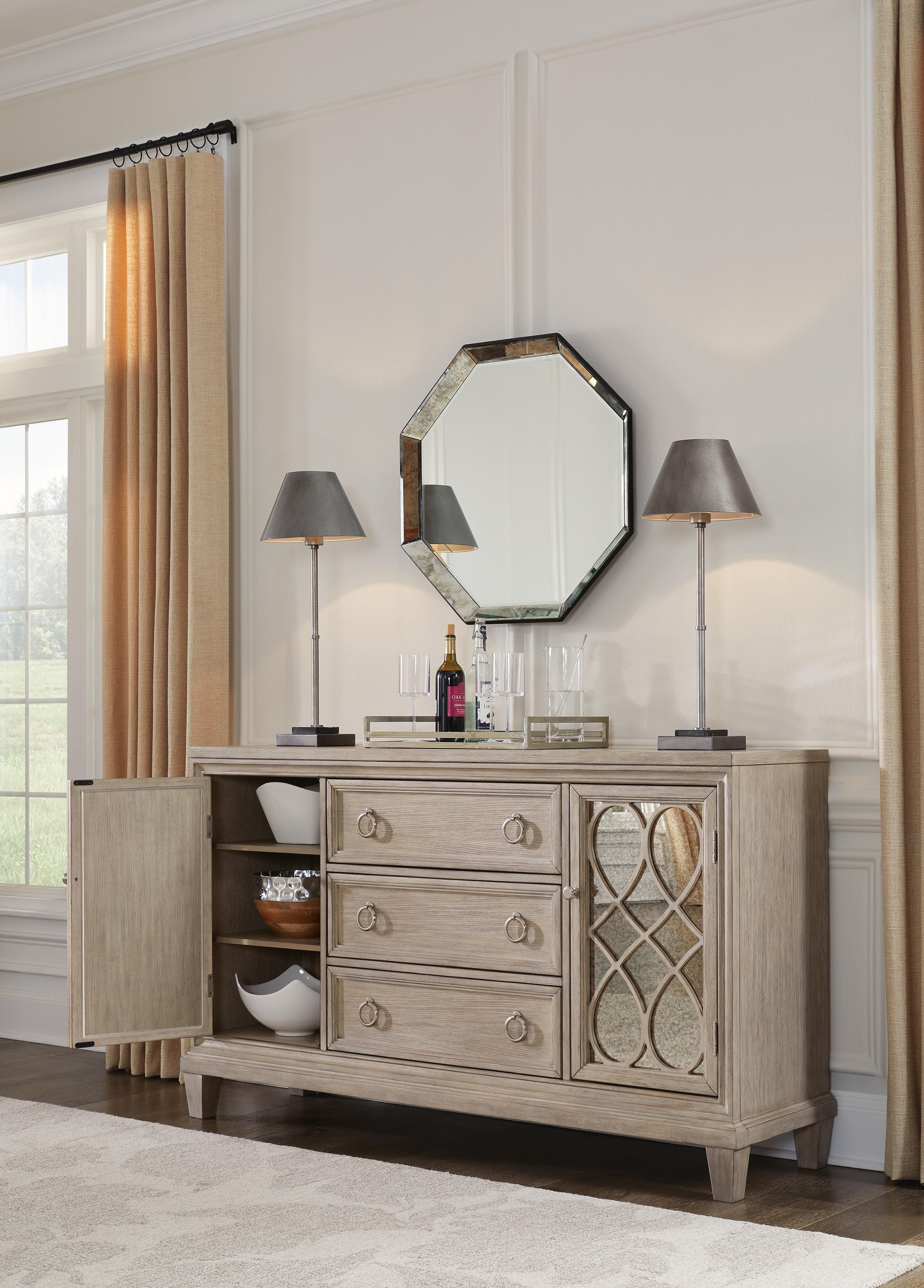 Jorlaina Dining Server - image 7