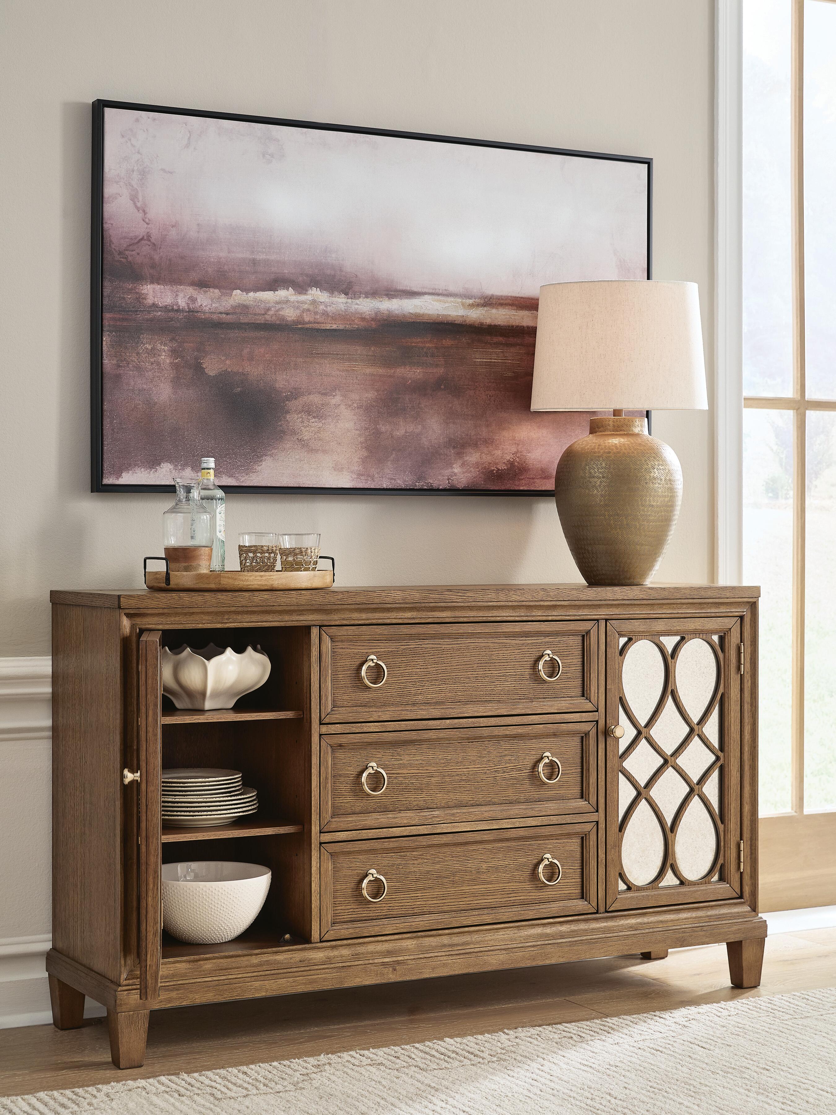 Jorlaina Dining Server | Ashley