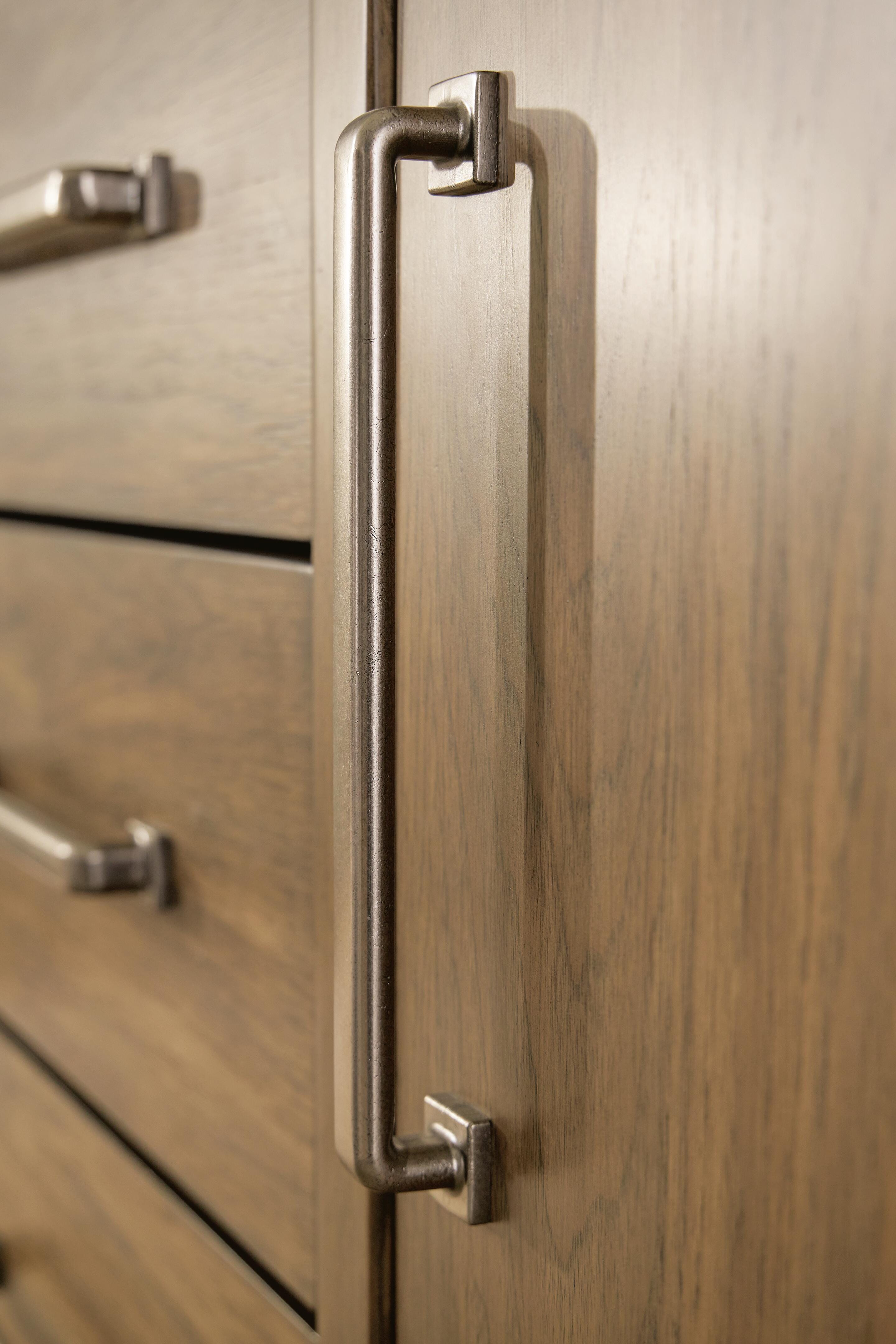 Cabalynn Dining Server - image 8