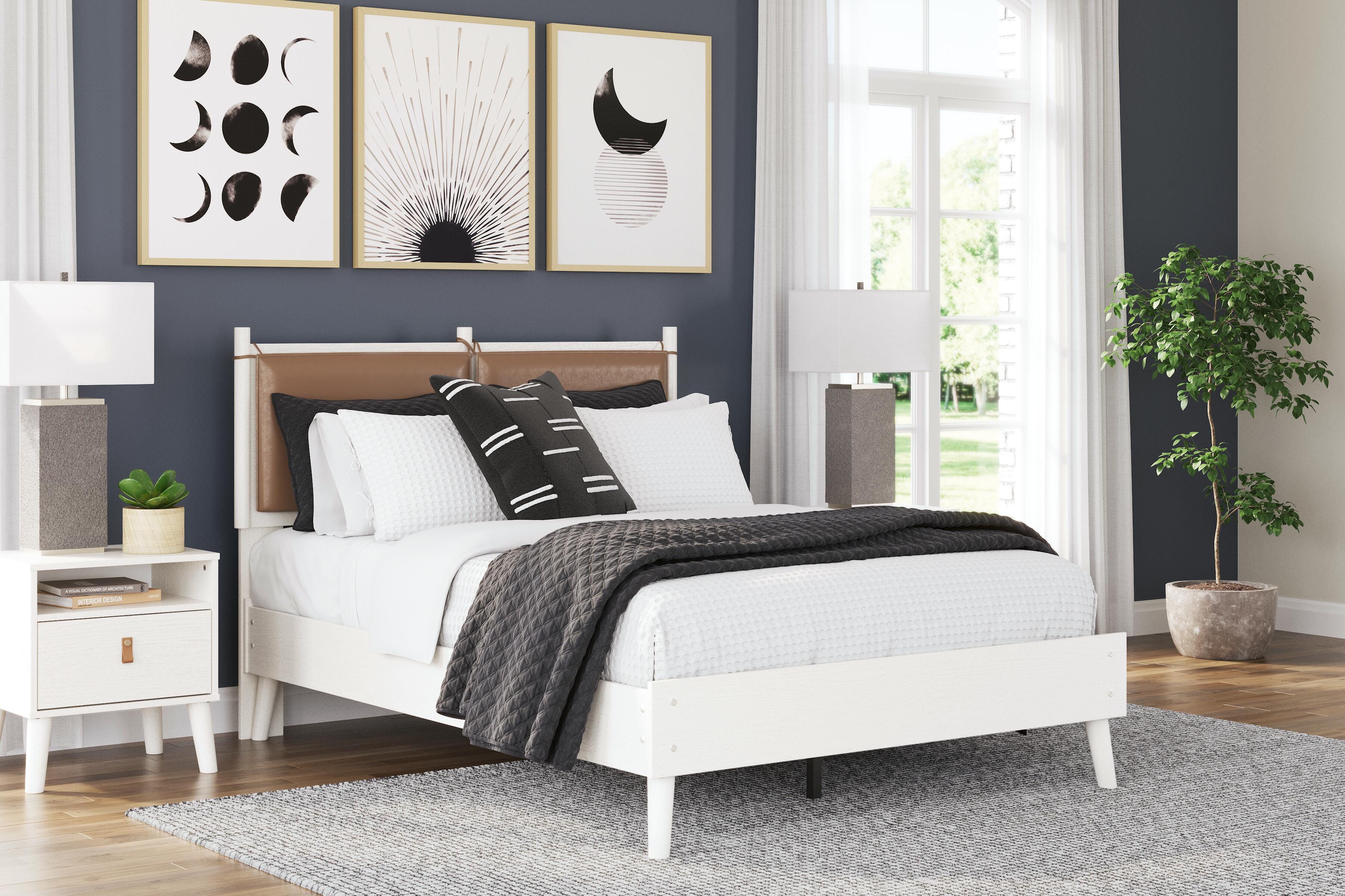 Aprilyn Full Panel Bed, White, large