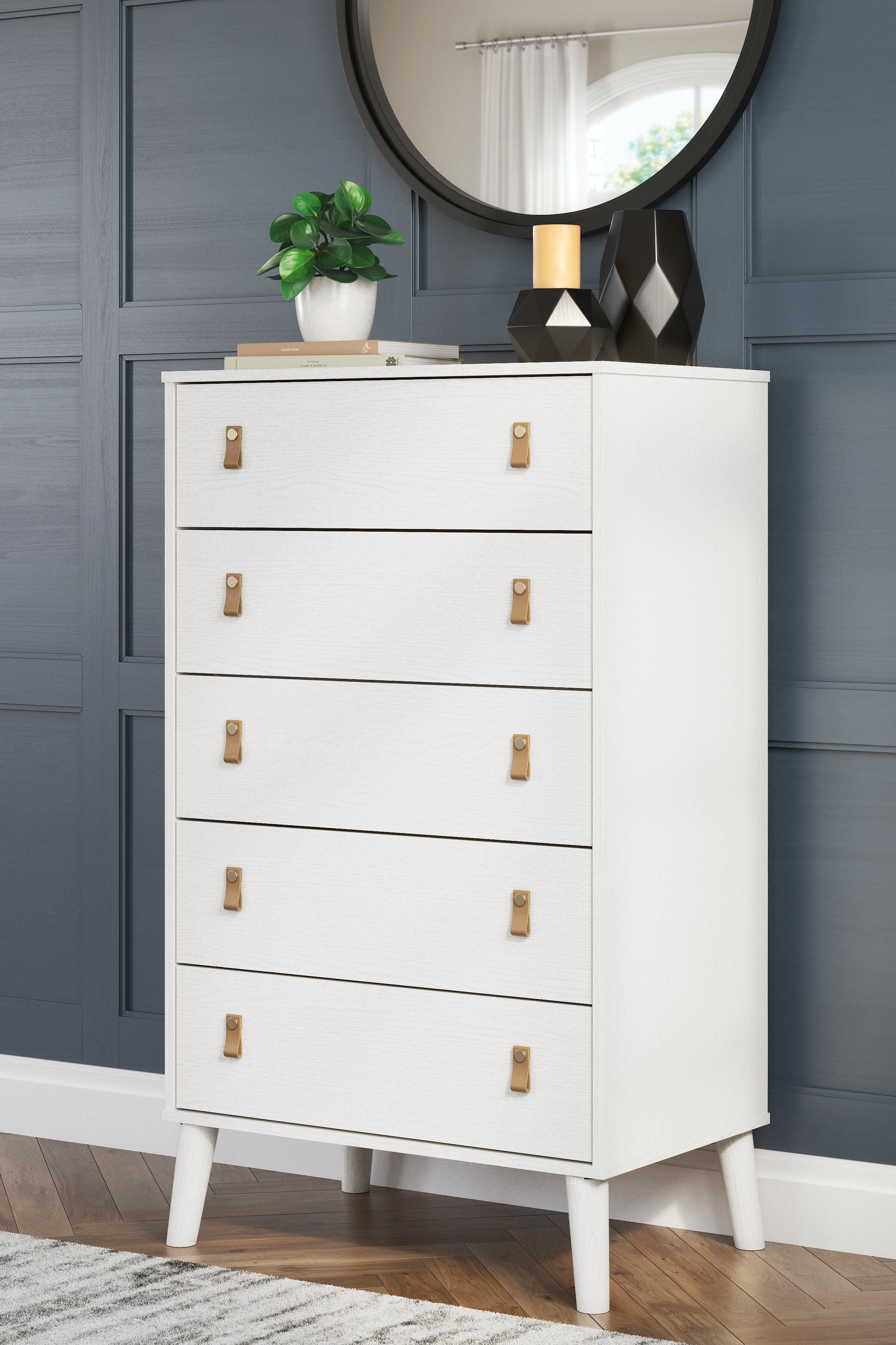 Aprilyn Chest of Drawers - image 1
