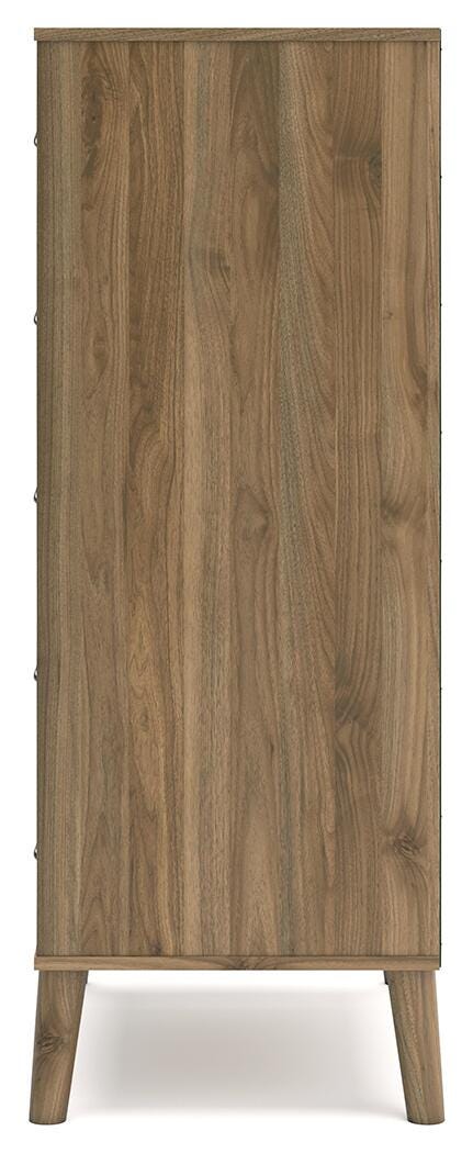 Aprilyn Chest of Drawers, Honey, large