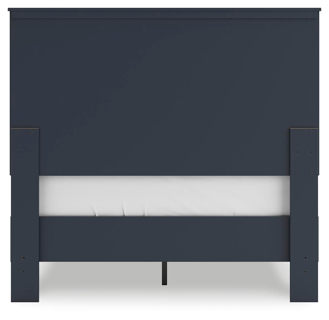 Simmenfort Full Platform Bed - image 7