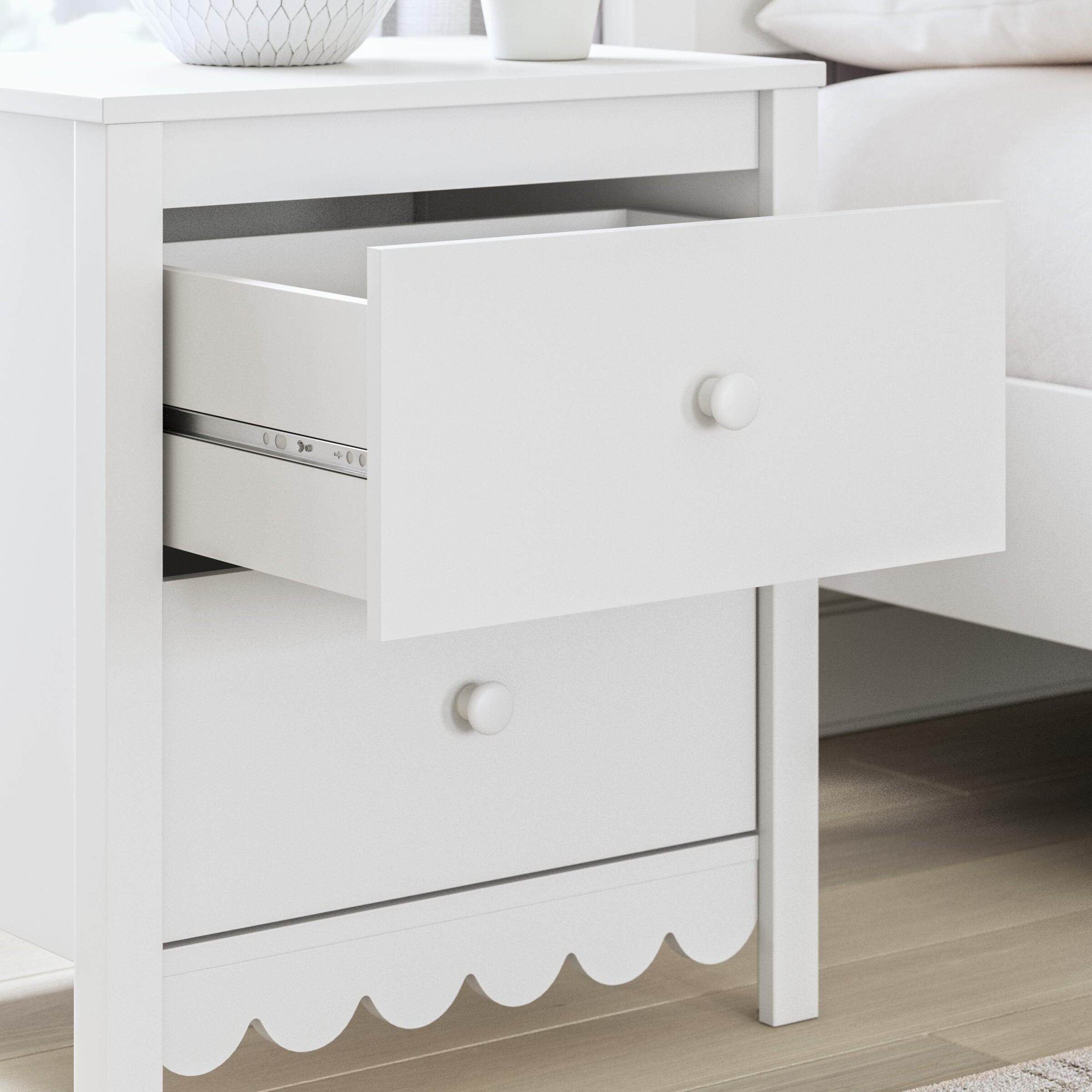 Hallityn Nightstand, , large
