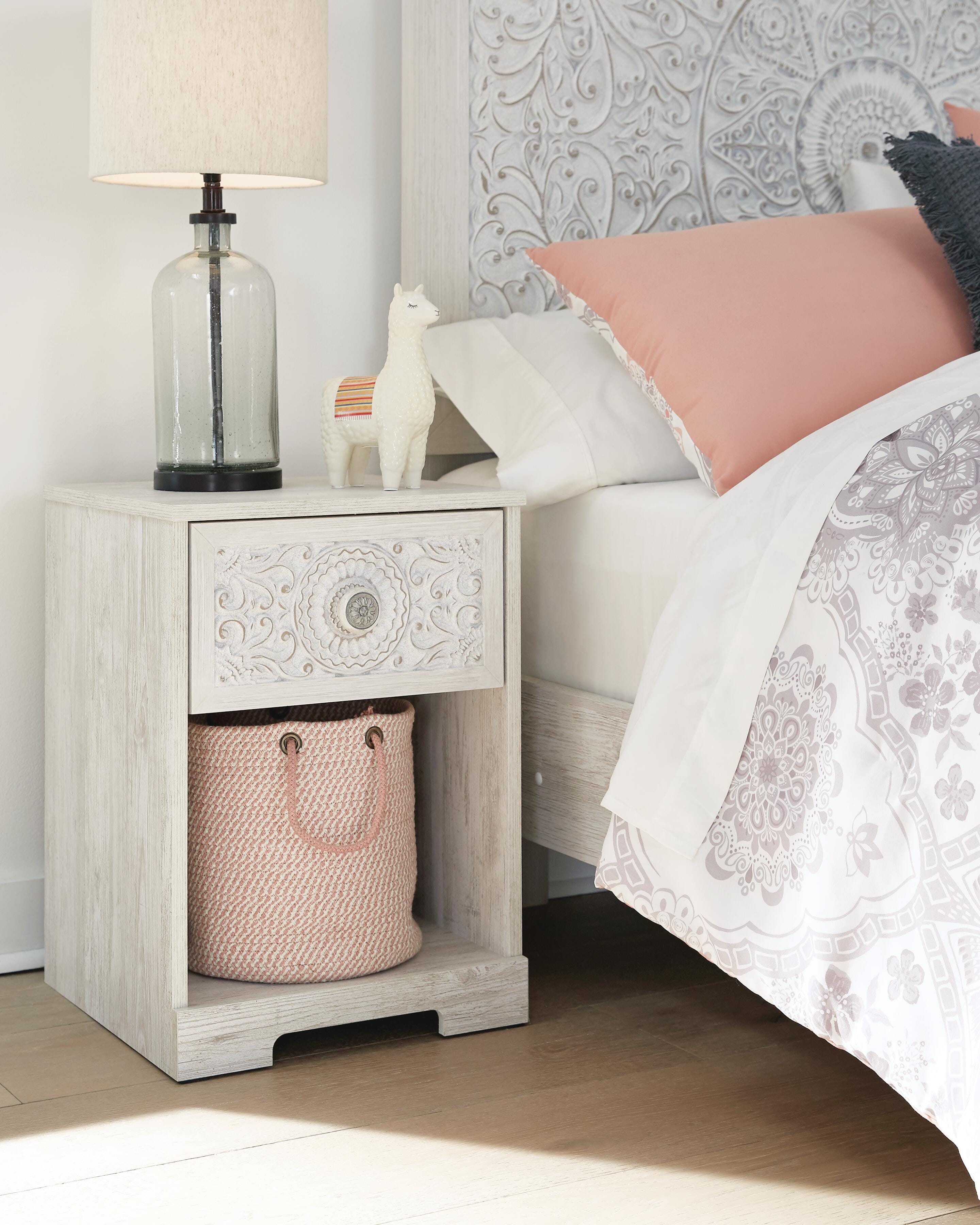 Paxberry Nightstand - image 1
