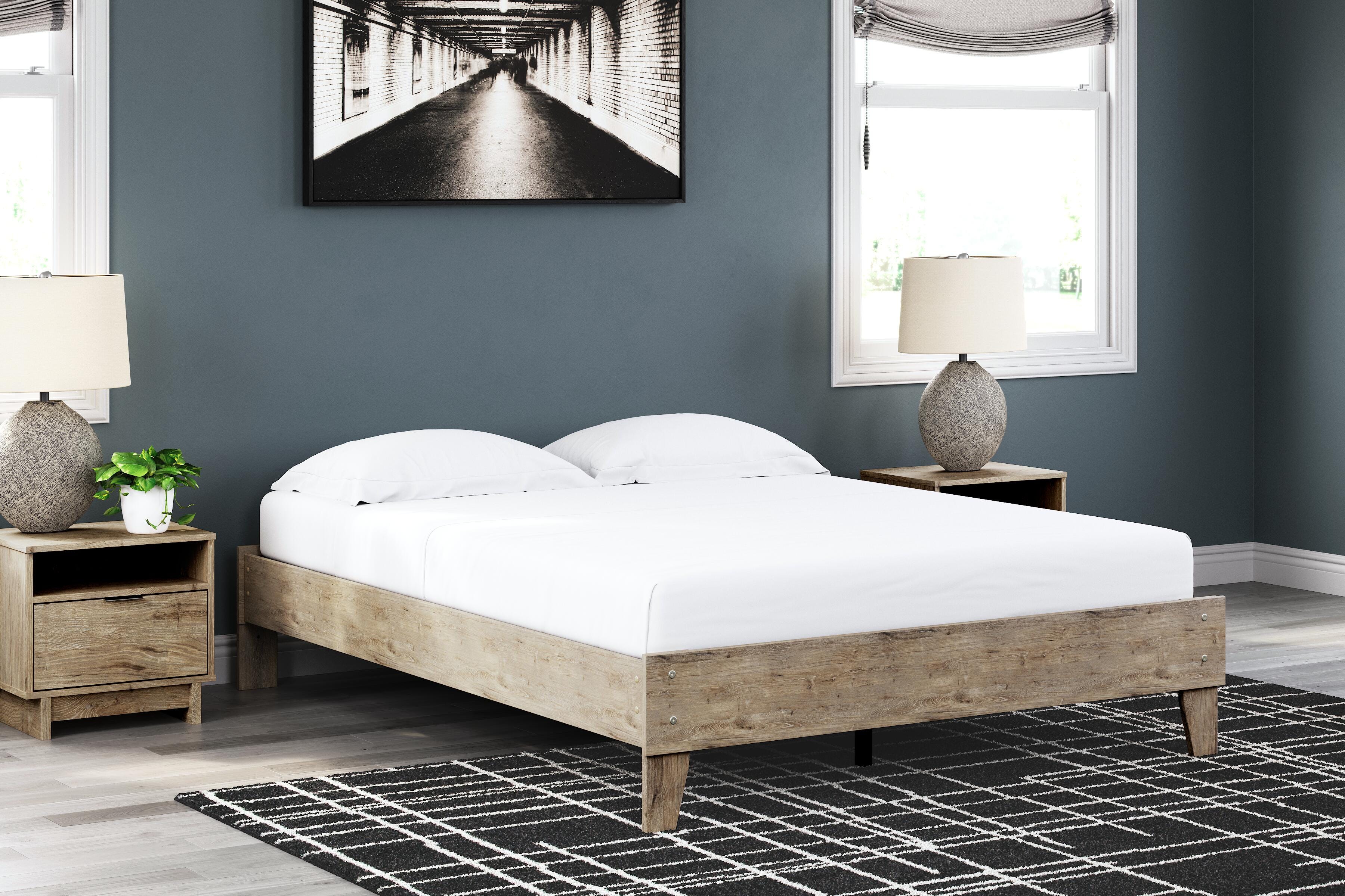 Oliah Queen Platform Bed, Natural, large