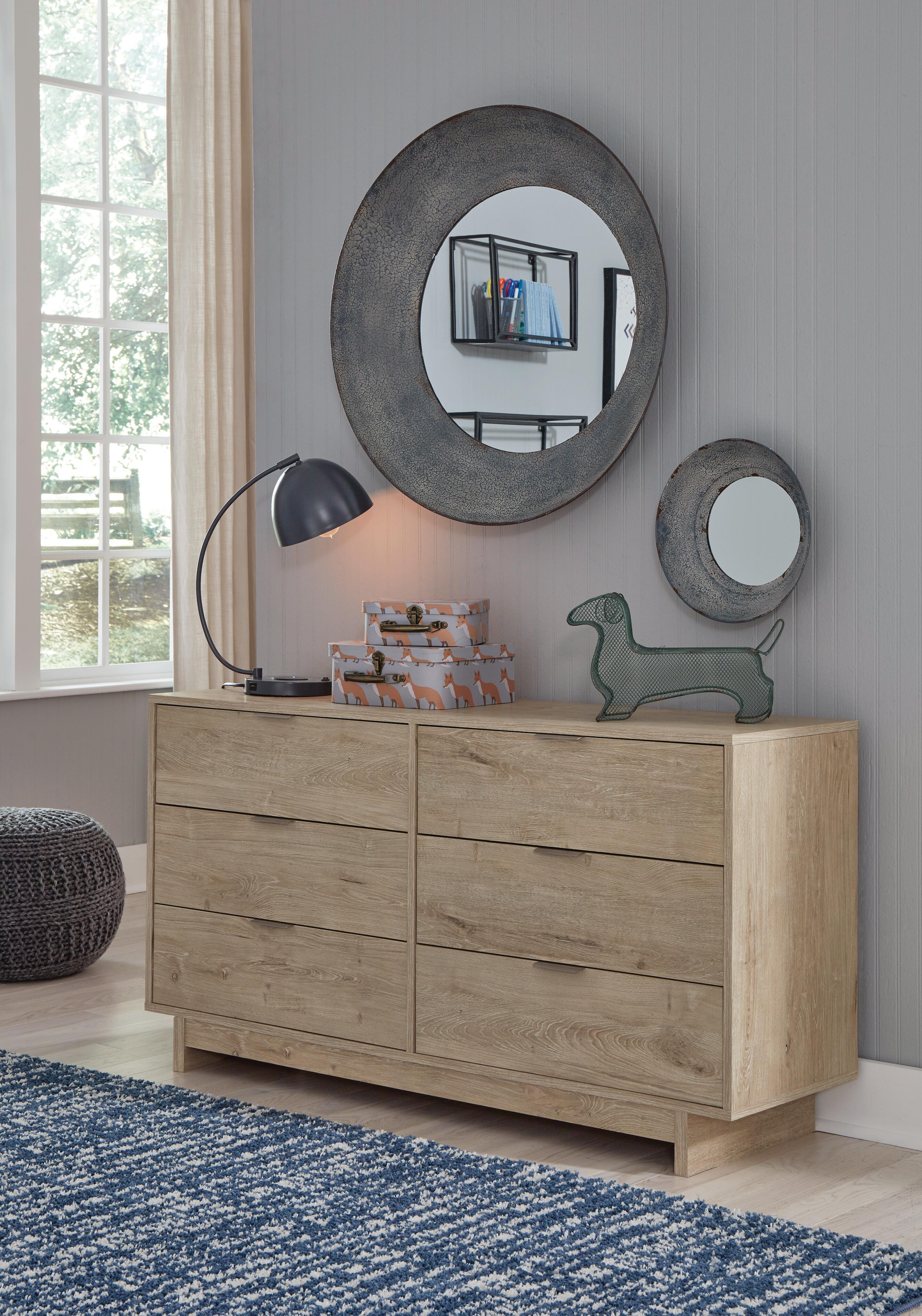 Oliah Dresser, , rollover
