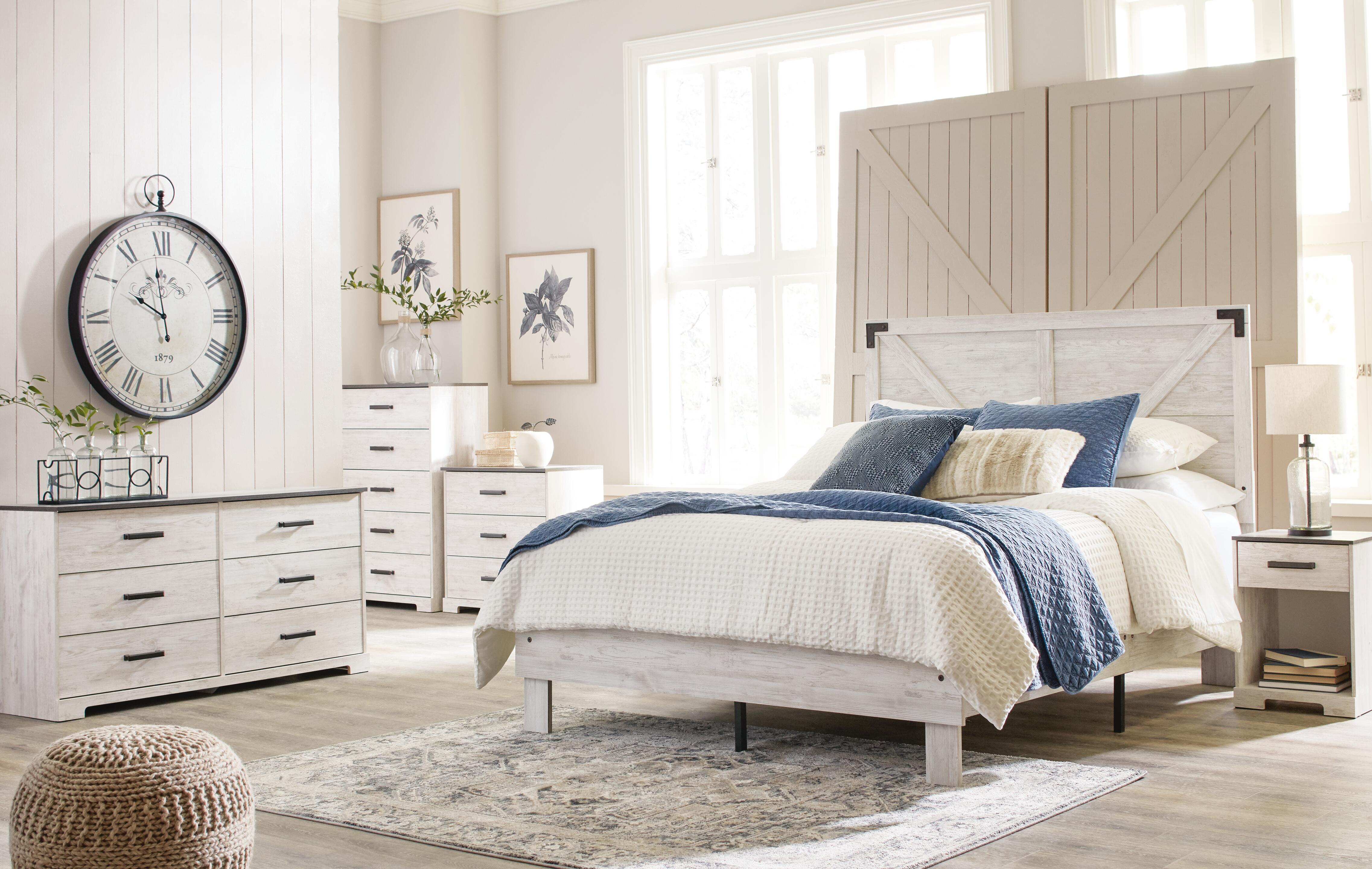 Shawburn Nightstand - image 6