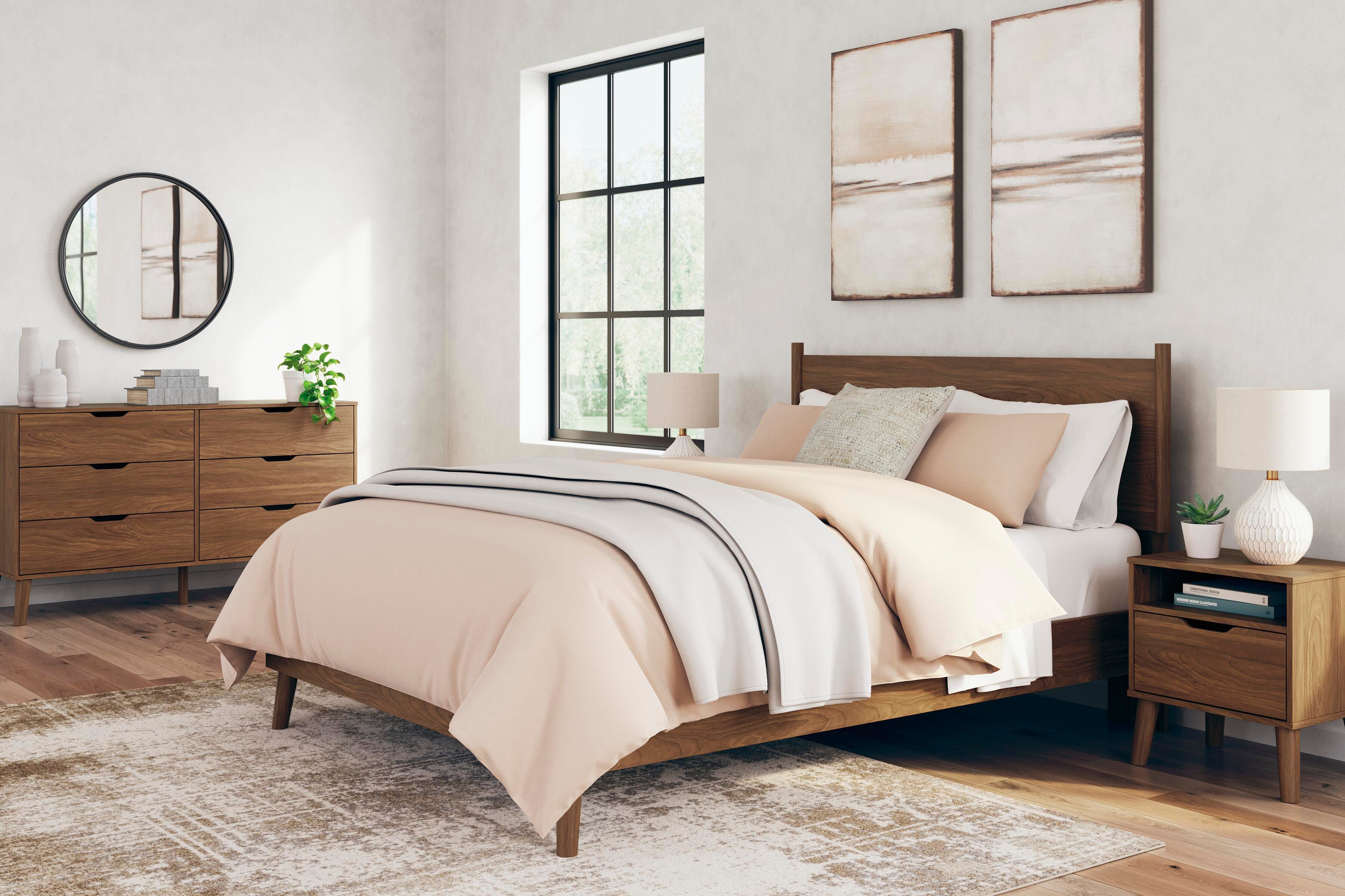 Fordmont Queen Panel Bed, , large