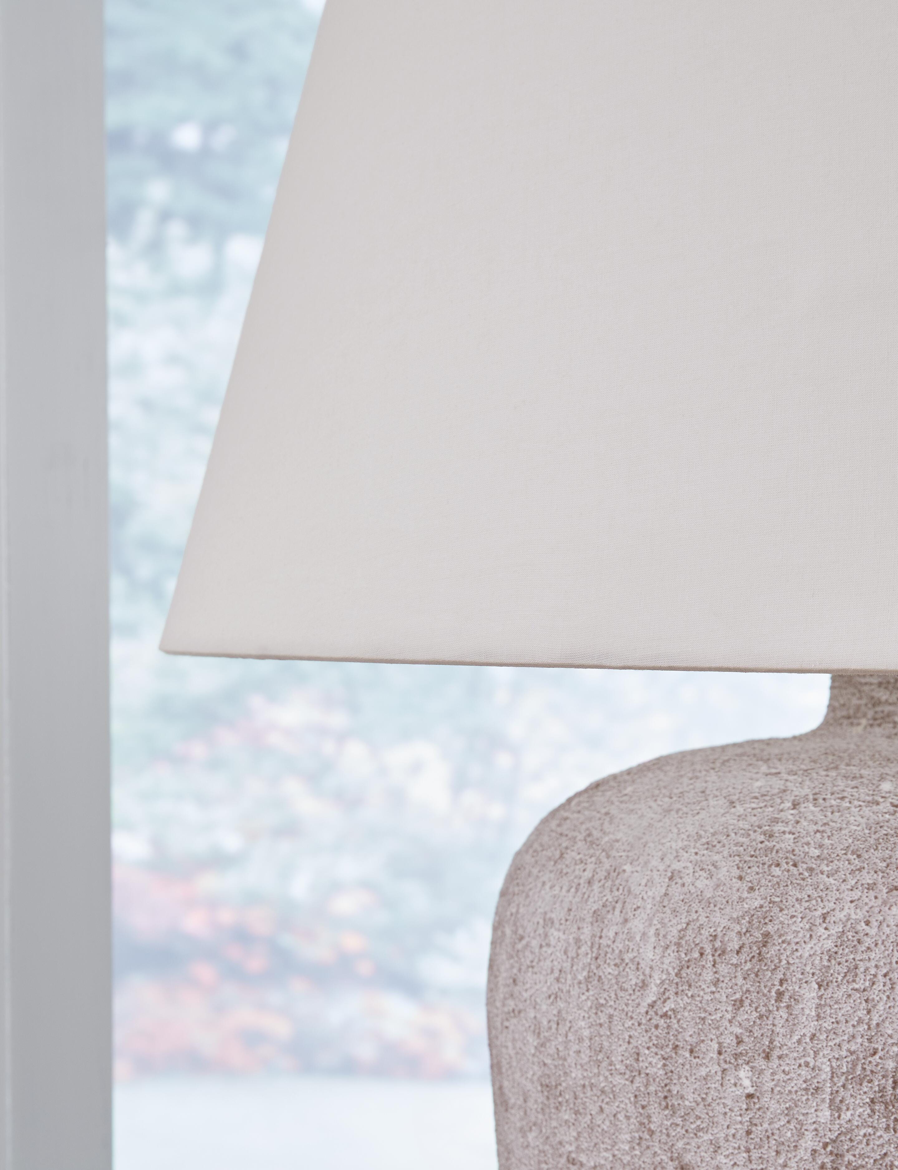 Danry Table Lamp - image 3