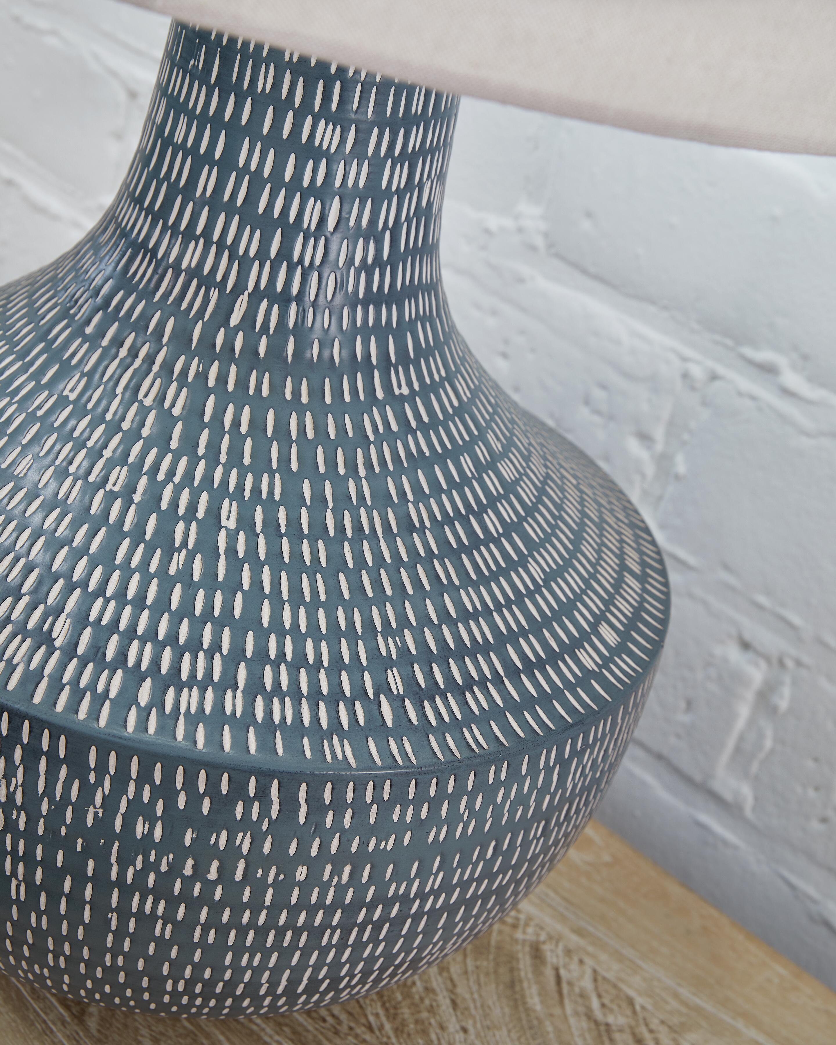 Ashley Schylarmont Table Lamp - Thumbnail 3